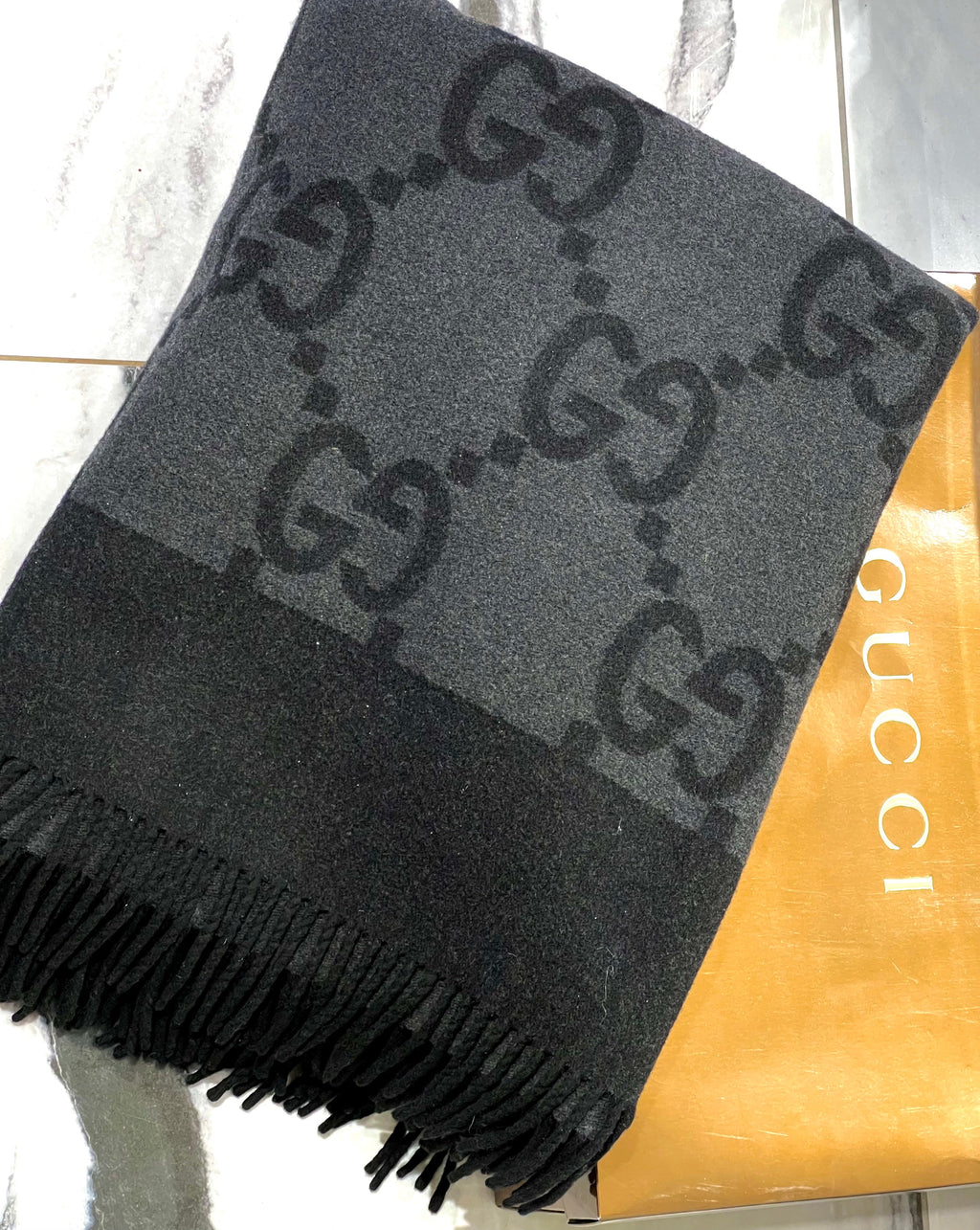 GUCCI GG WOOL BLEND CASHMERE BLANKET