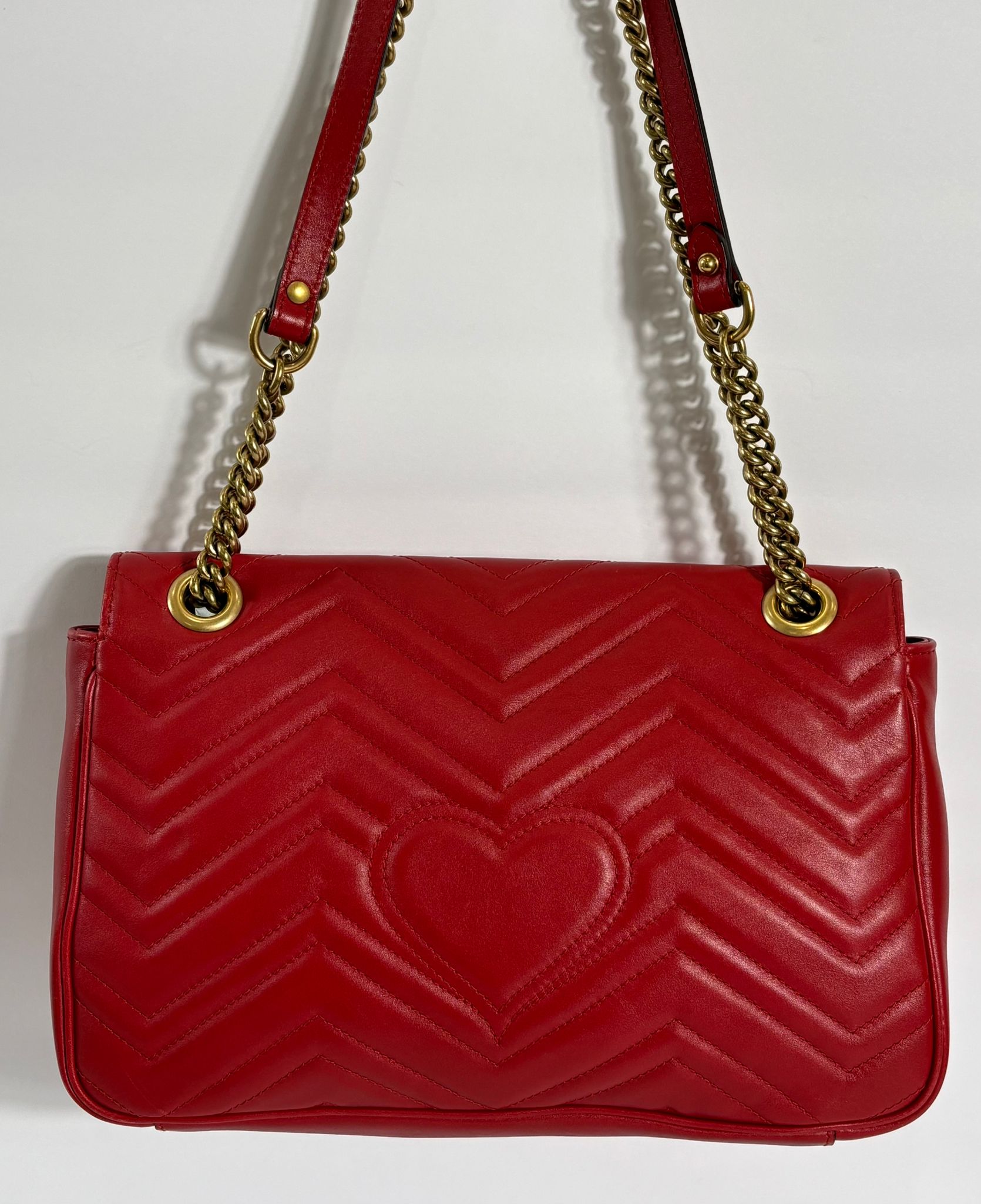 GUCCI GG MARMONT MEDIUM SHOULDER BAG