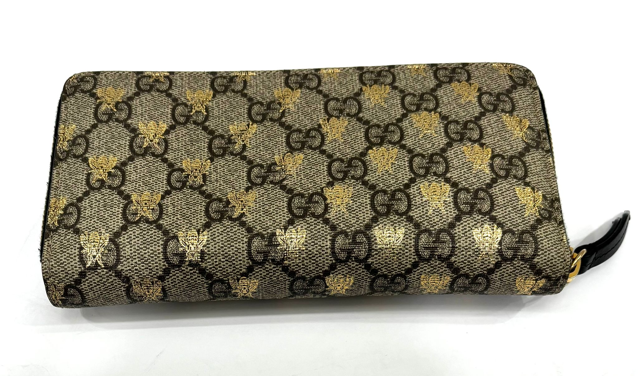 GUCCI GG SUPREME MONOGRAM BEES ZIP AROUND WALLET
