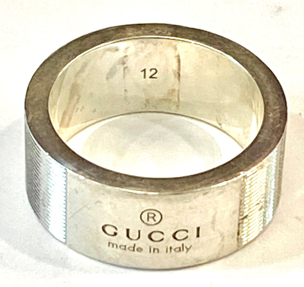 GUCCI STERLING SILVER GUCCI TRADEMARK WIDE BAND RING