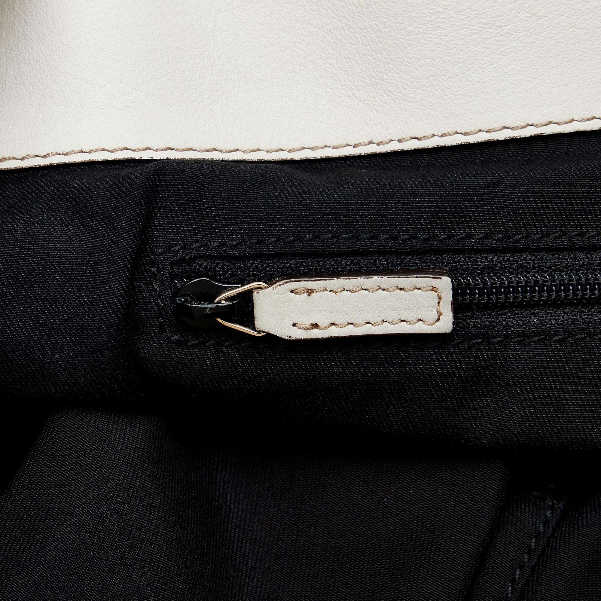 Gucci Abbey D-Ring Tote Bag (SHG-cYdhNe)