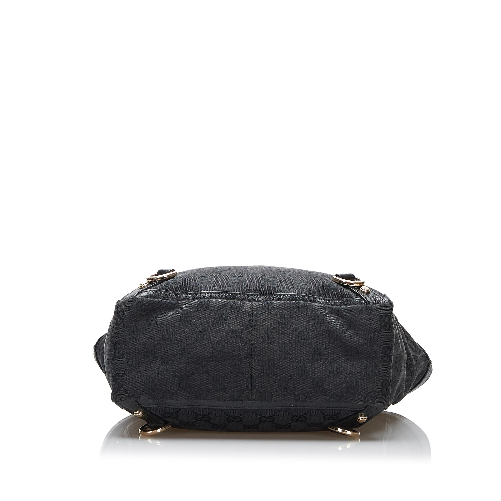 Gucci Abbey GG Canvas Tote (SHG-maqJoz)