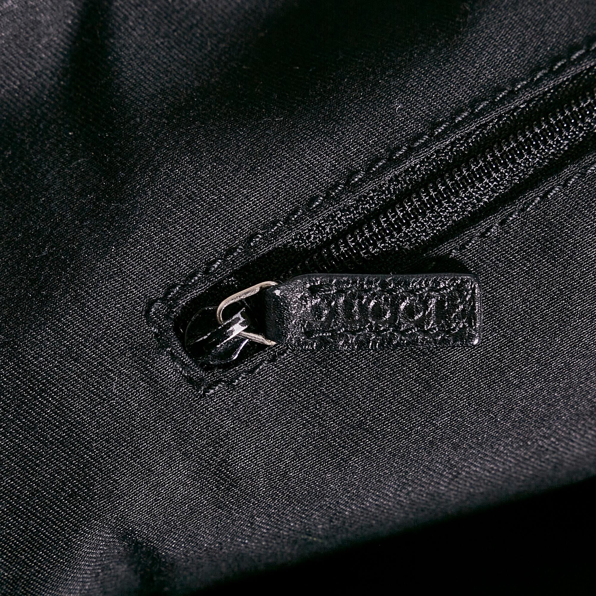 Gucci Abbey GG Canvas Tote (SHG-maqJoz)