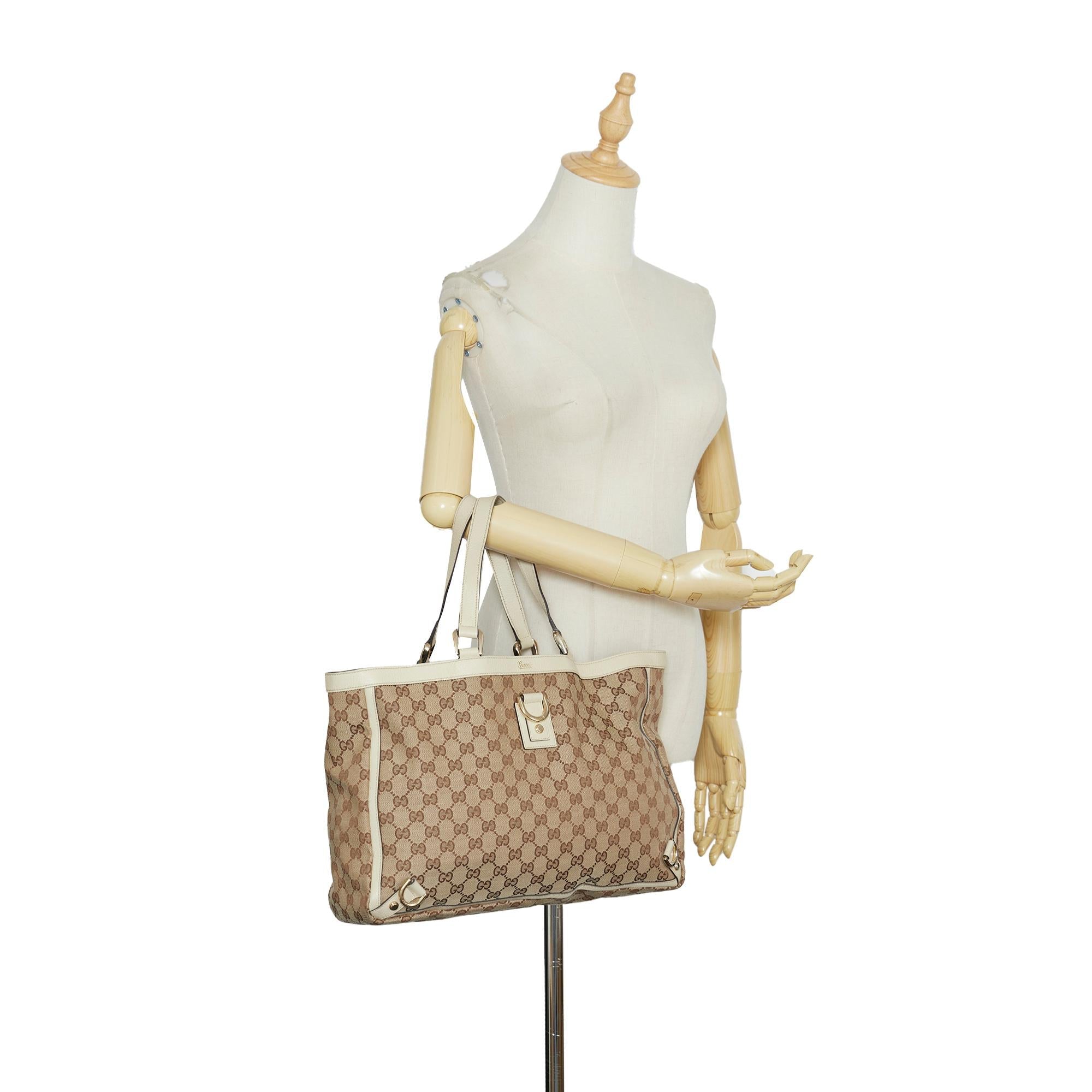 Gucci Abbey GG Canvas Tote (SHG-KlNn76)