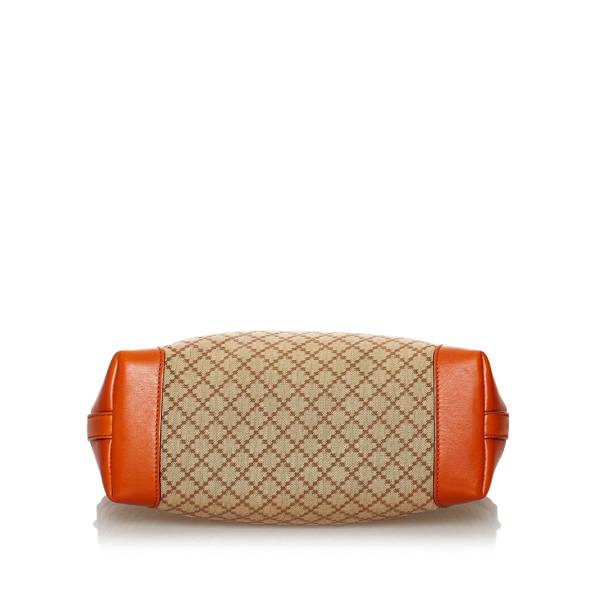 Gucci Diamante Craft Canvas Tote Bag (SHG-u15SMV)