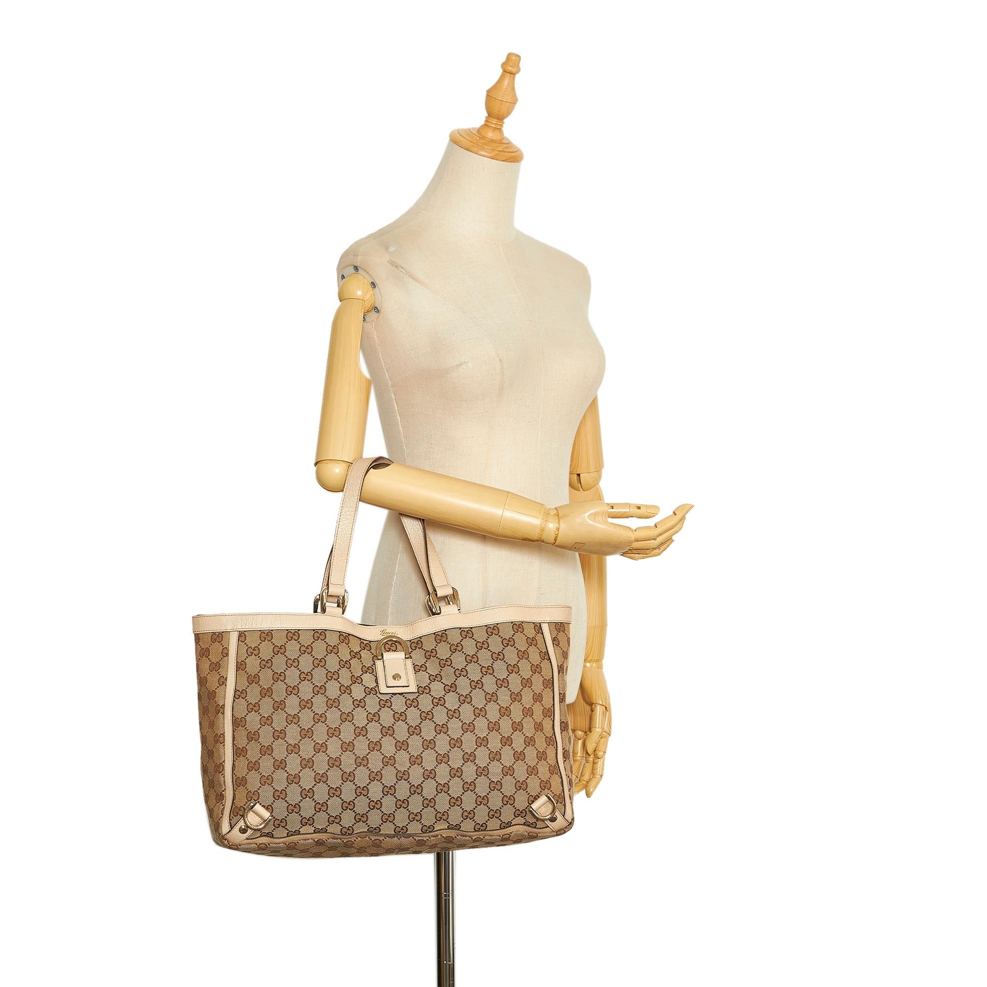 Gucci GG Canvas Abbey D-Ring Tote (SHG-gO6QPU)