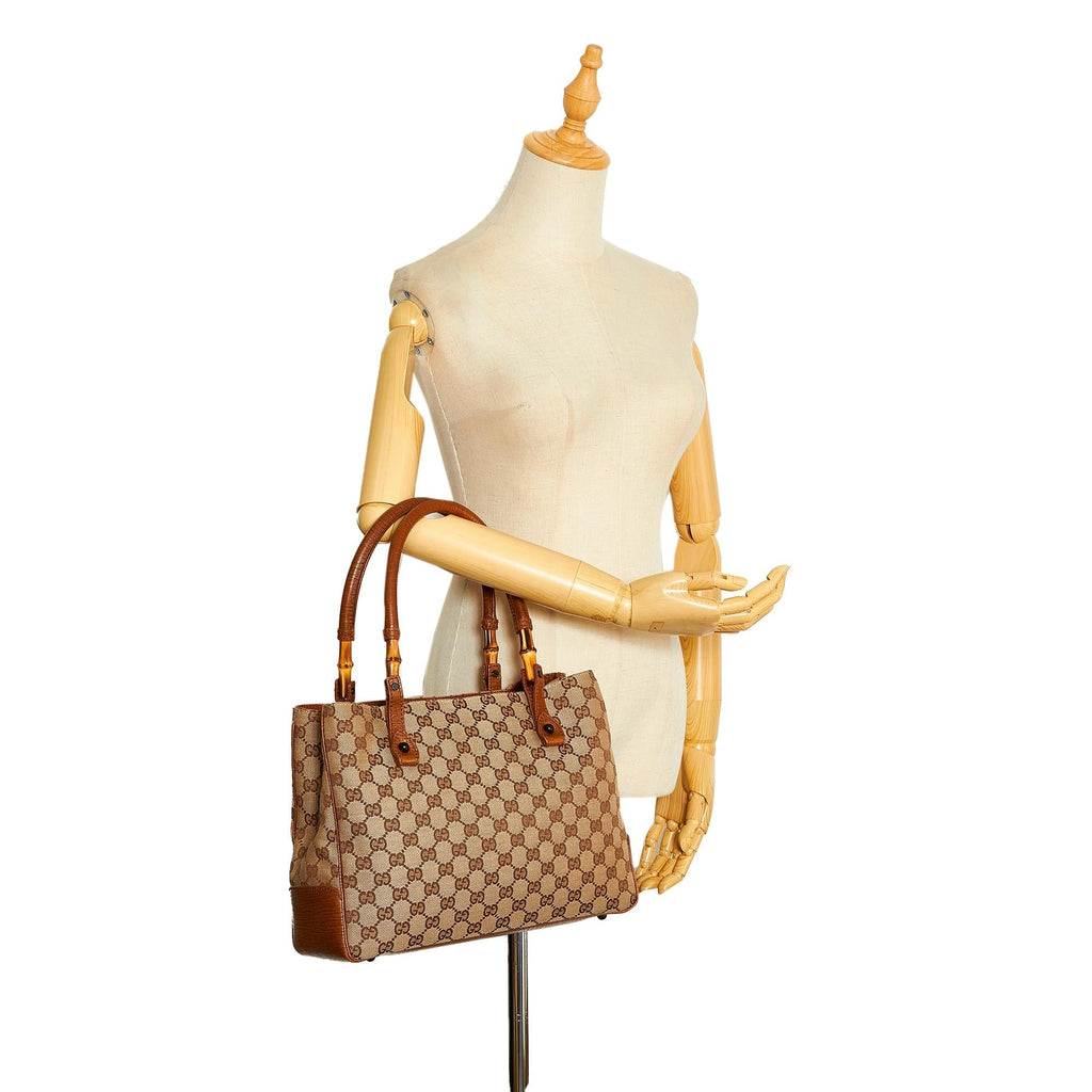 Gucci GG Canvas Bamboo Tote (SHG-onnXj3)