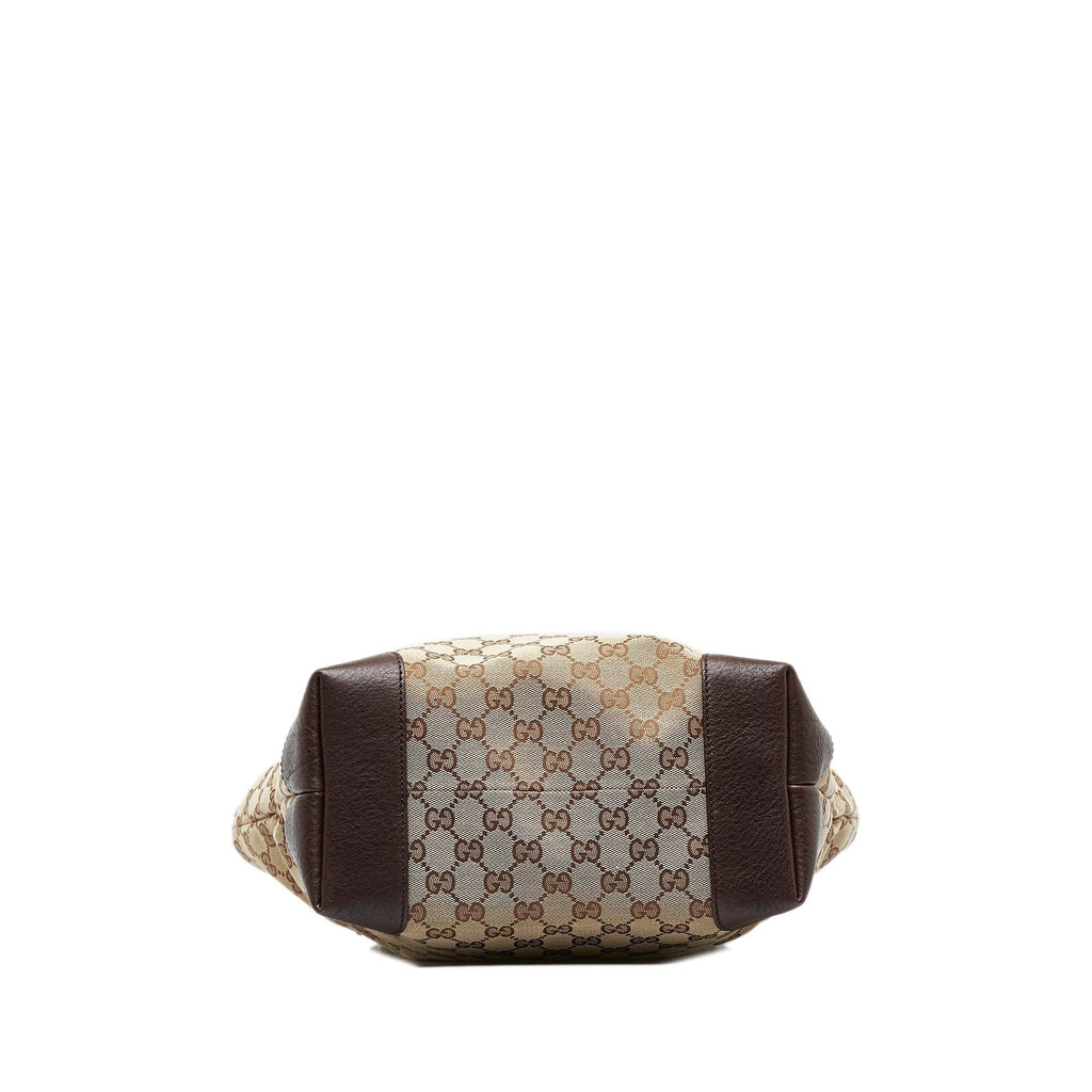 Gucci GG Canvas Charm Tote (SHG-n6X4id)