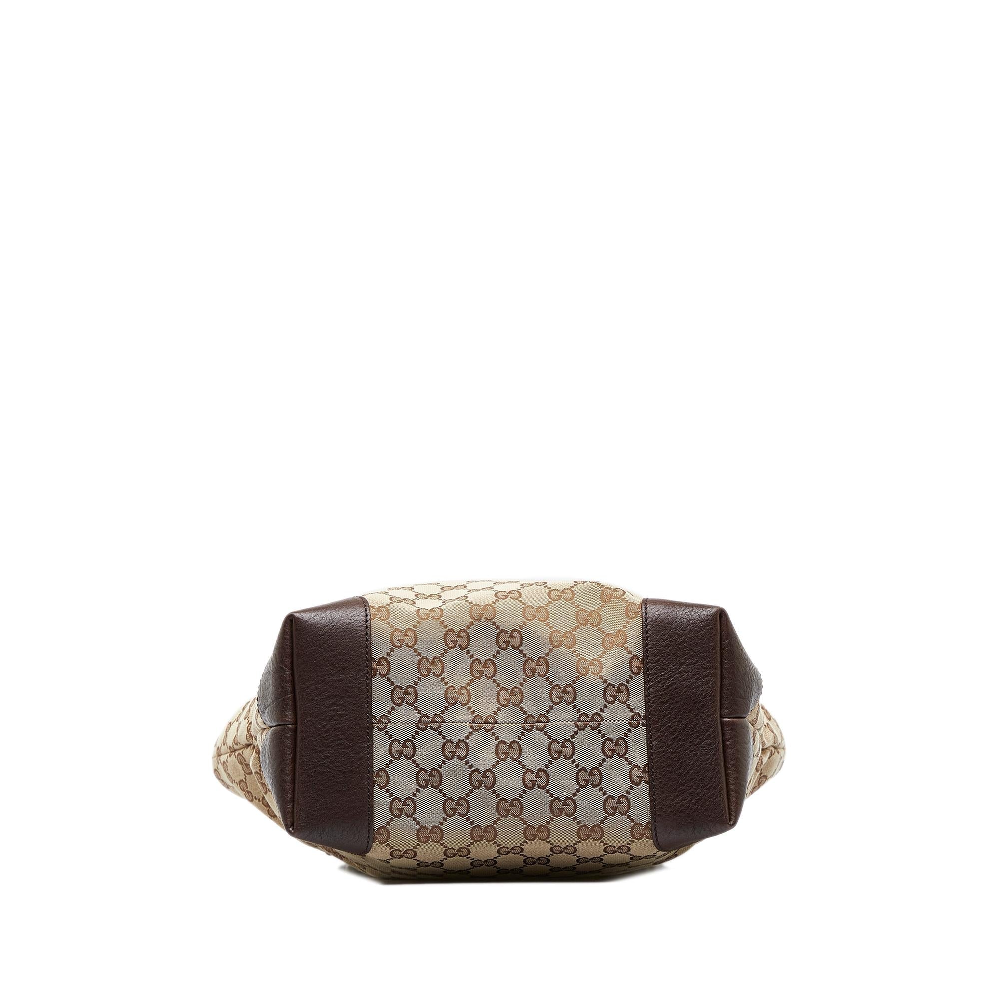 Gucci GG Canvas Charm Tote (SHG-n6X4id)