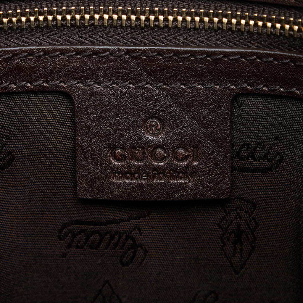 Gucci GG Canvas Charm Tote (SHG-n6X4id)