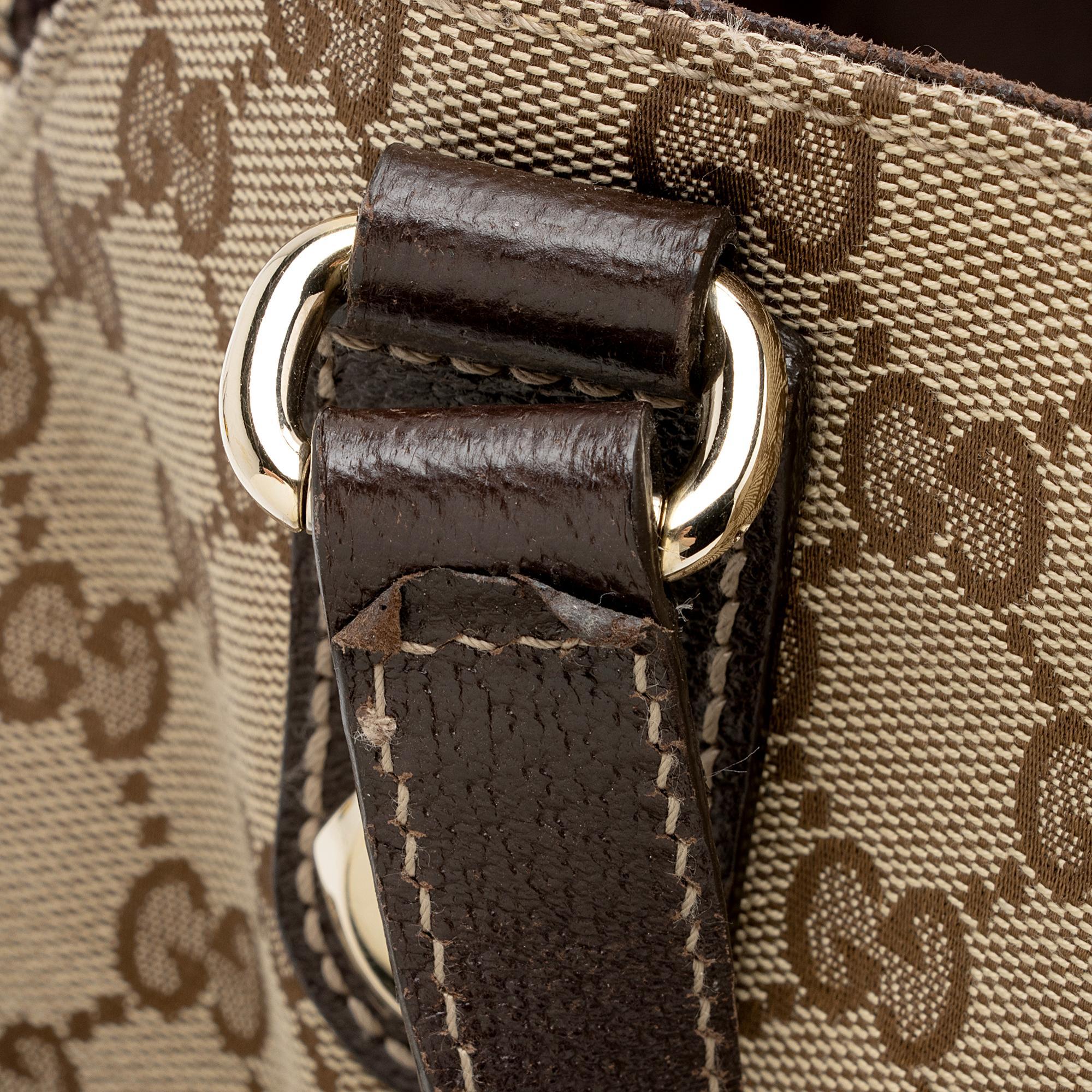 Gucci GG Canvas Charmy Medium Tote (SHF-9IBSQc)