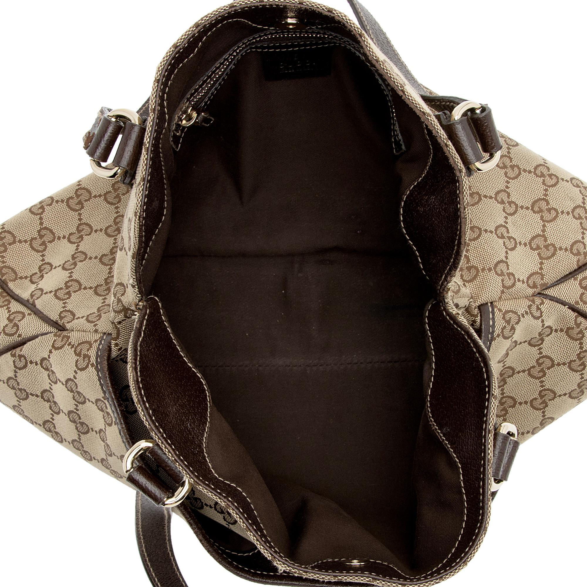 Gucci GG Canvas Charmy Medium Tote (SHF-9IBSQc)