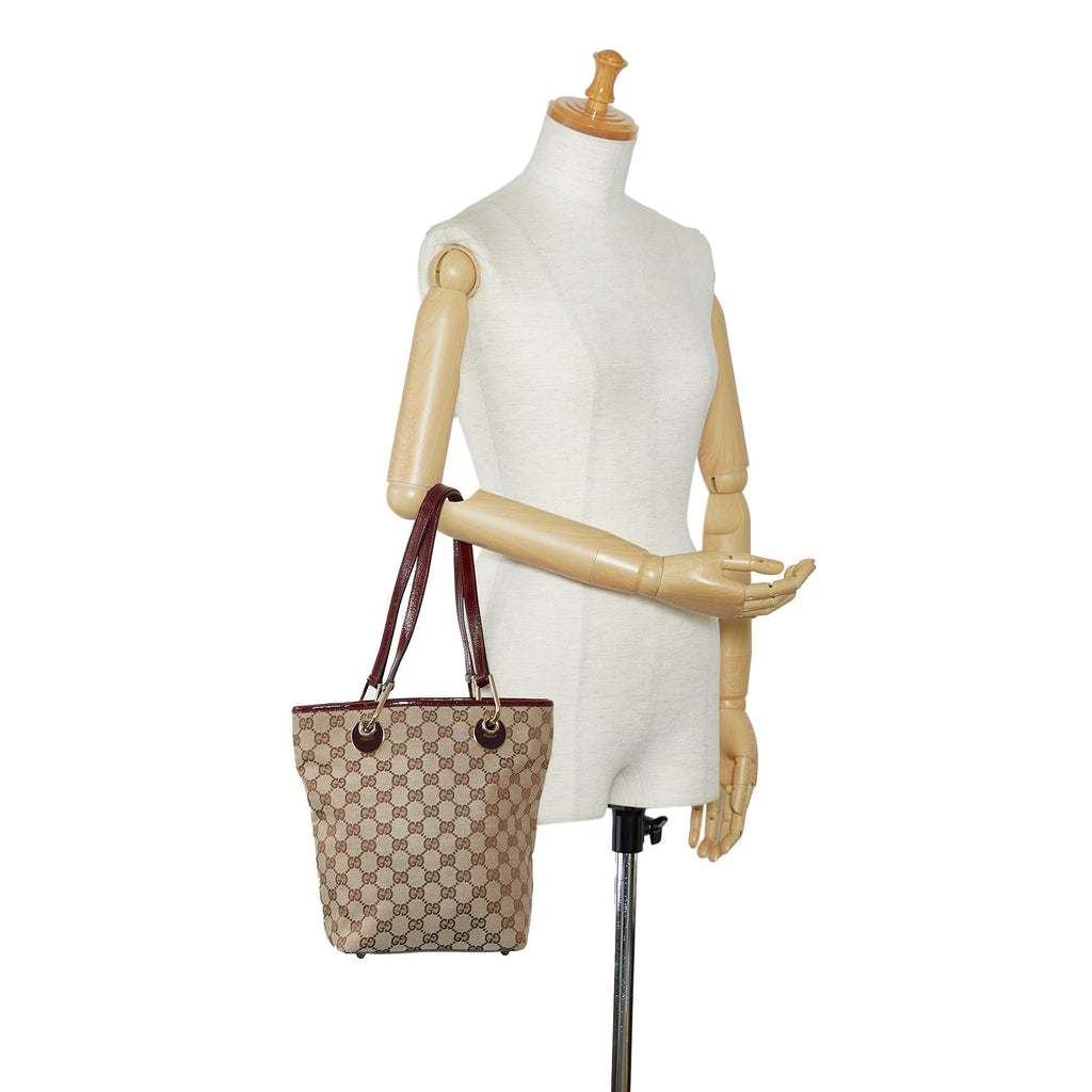 Gucci GG Canvas Eclipse Tote (SHG-PaKaf2)