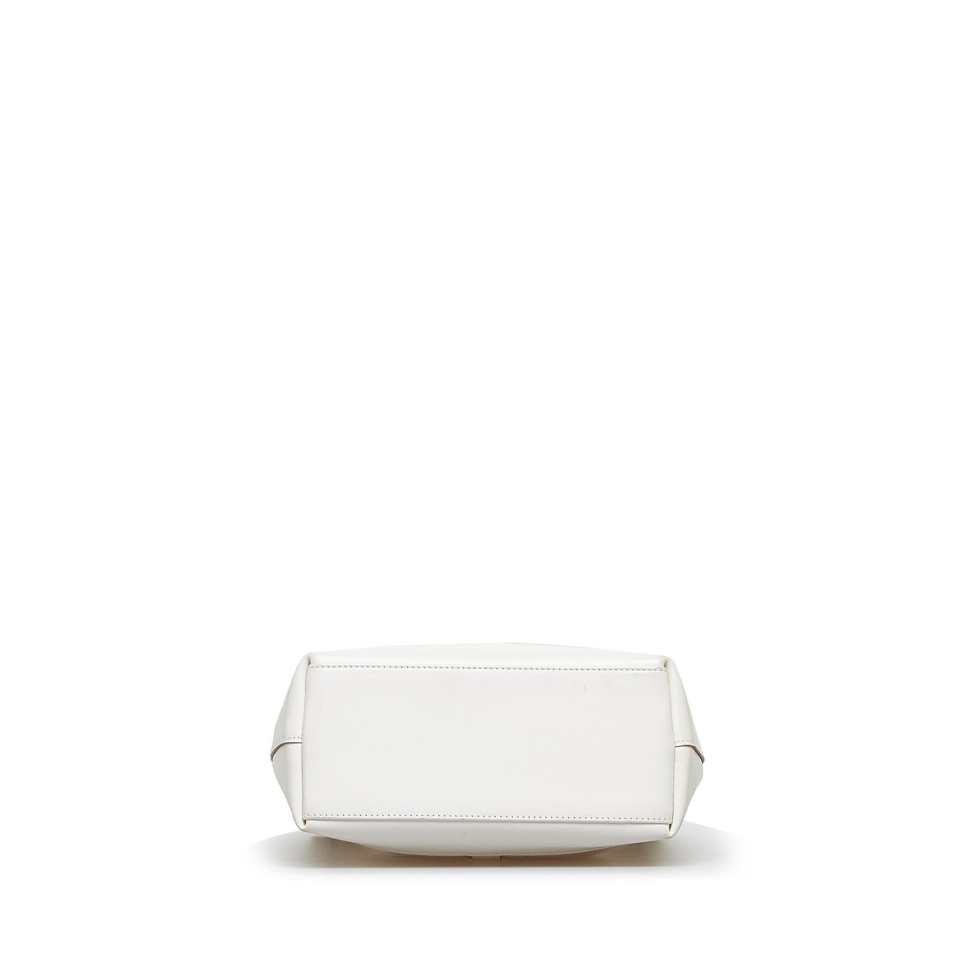Gucci GG Canvas Jackie Shoulder Bag (SHG-m7c9Cb)