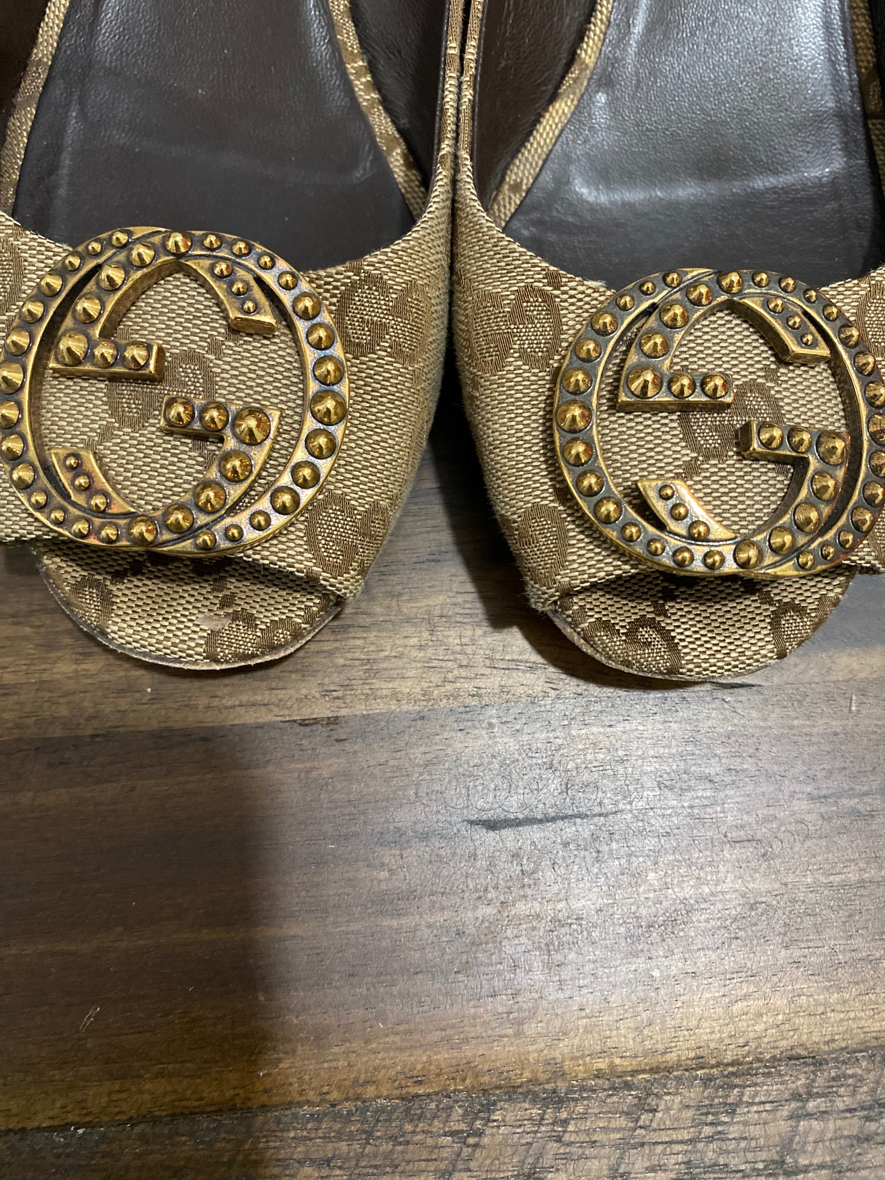 GUCCI GG CANVAS LOGO PEEP TOE PUMPS