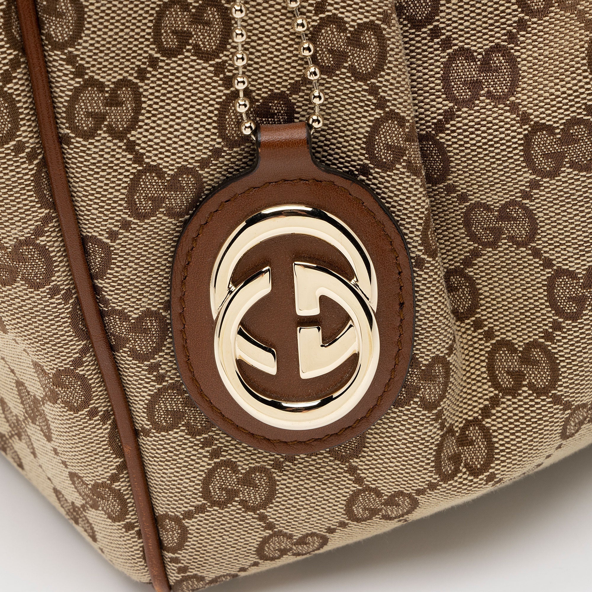Gucci GG Canvas Sukey Medium Tote (SHF-dBsmlI)
