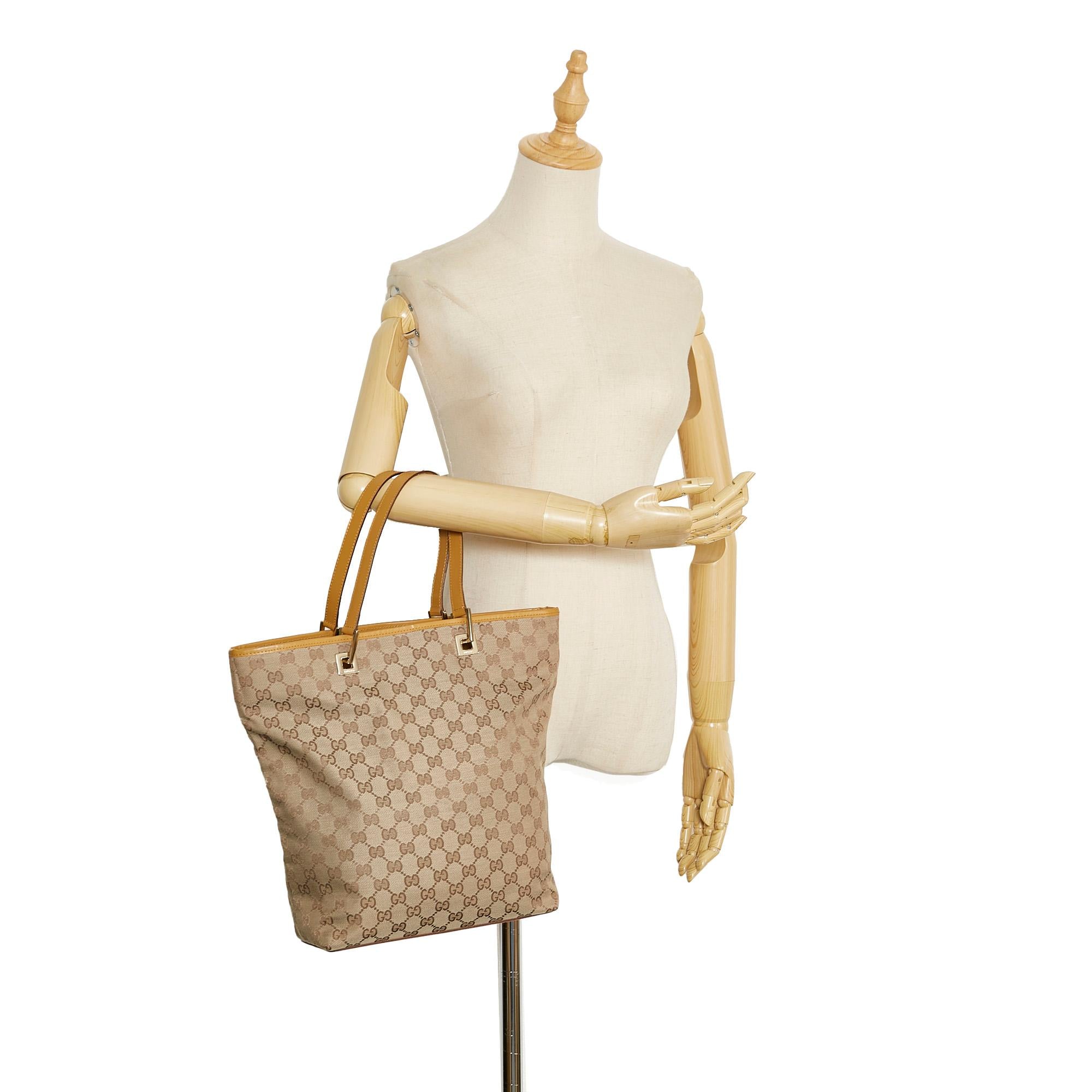 Gucci GG Canvas Tote (SHG-BRgxUi)