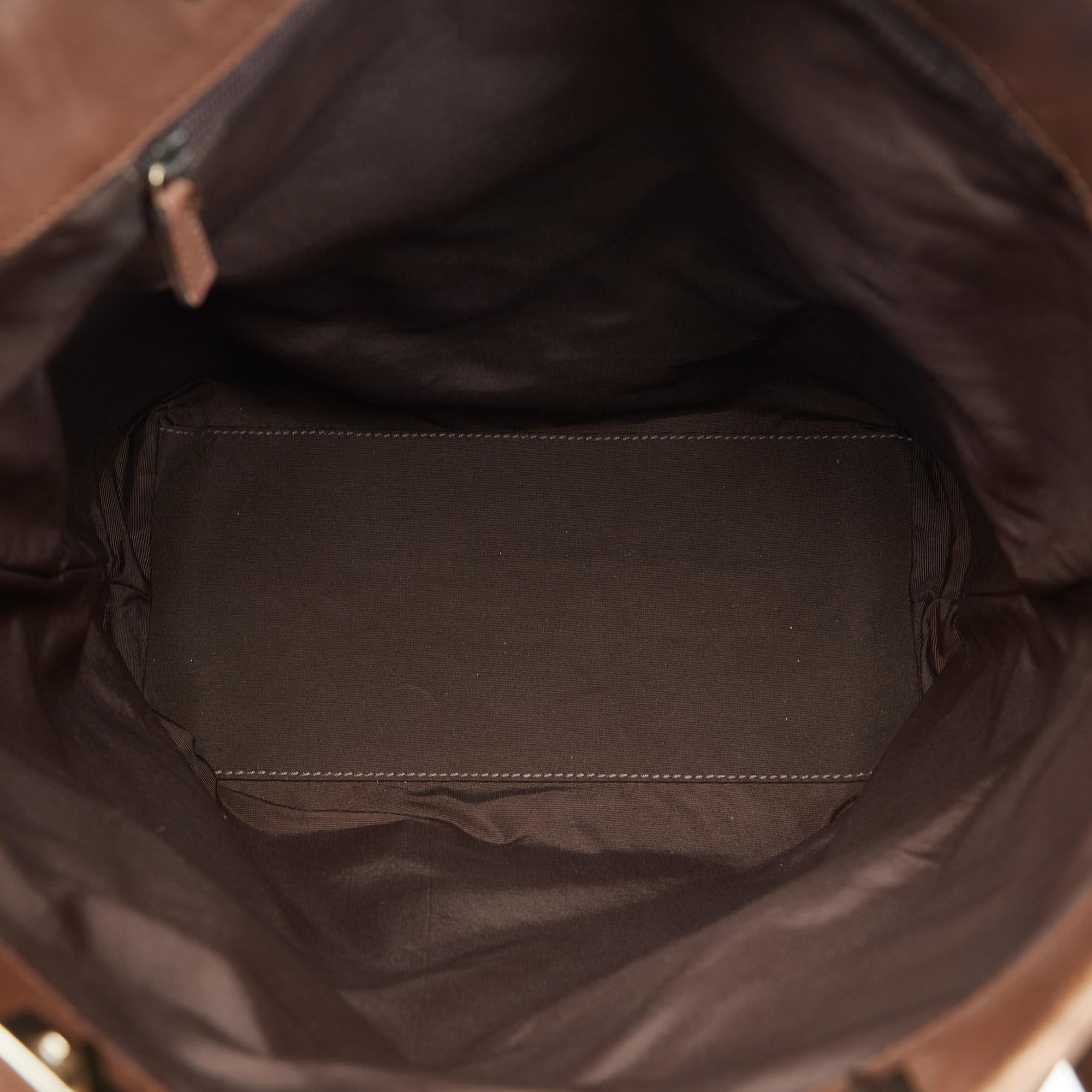 Gucci GG Canvas Tote (SHG-SAIPPx)