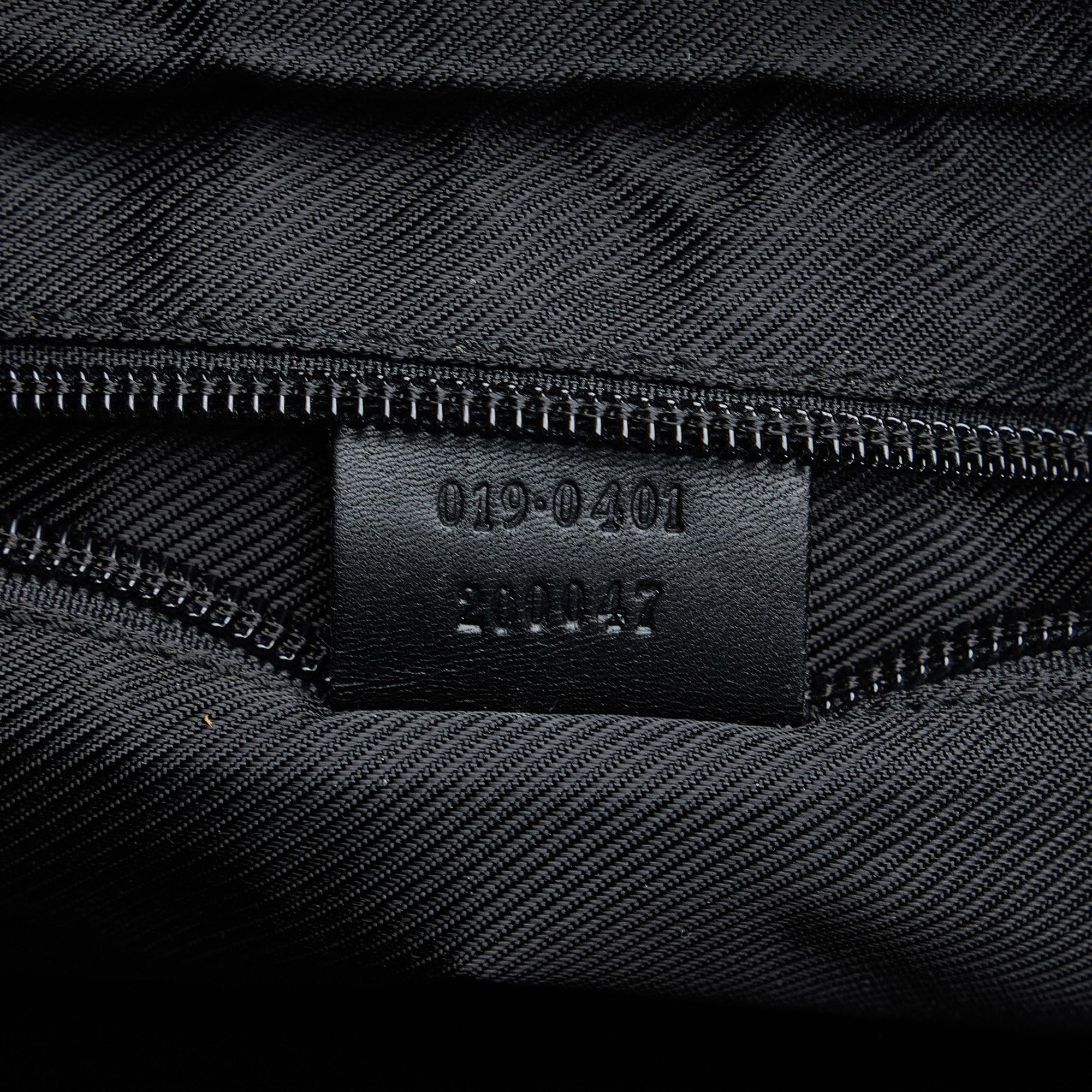 Gucci GG Canvas Tote (SHG-AtlGKp)