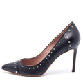 GUCCI GG EMBOSSED CALFSKIN LEATHER STUD EMBELLISHED PUMPS