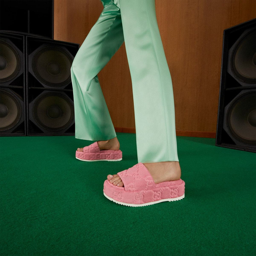GUCCI GG PLATFORM SPONGE SLIDE SANDALS IN WILD ROSE