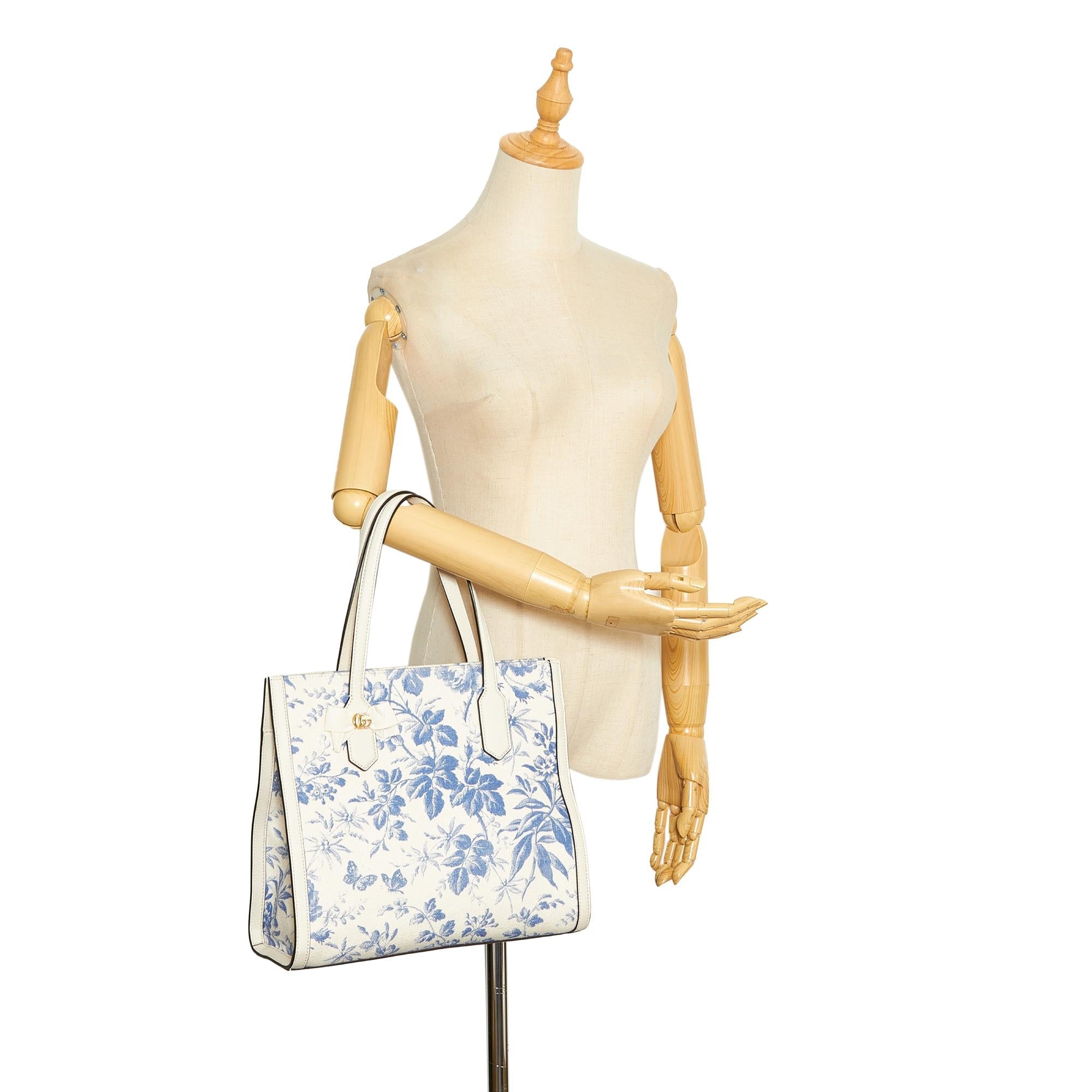 Gucci GG Ribbon Herbarium Tote (SHG-Lst5EU)