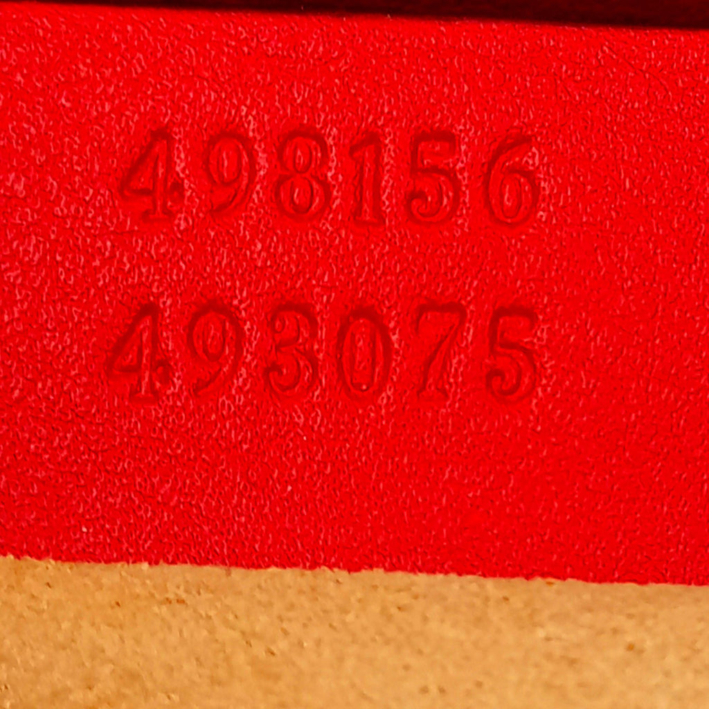 Gucci GG Supreme Apple Padlock Tote (SHG-iVKYxI)
