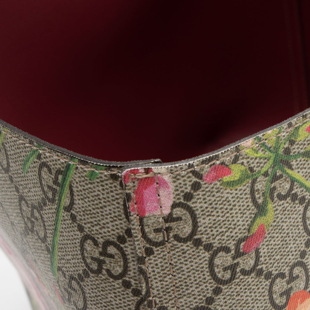 Gucci GG Supreme Blooms Reversible Medium Tote - FINAL SALE (SHF-h10GpL)