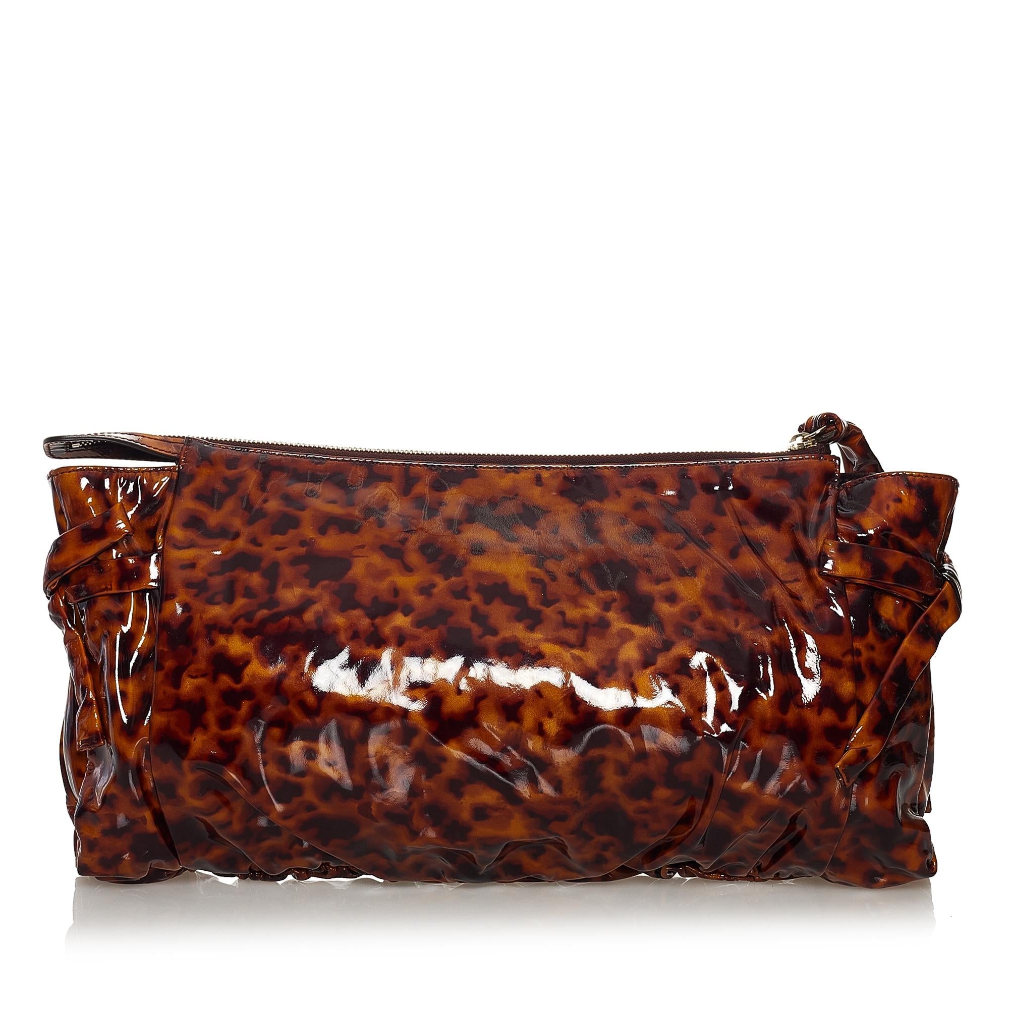 Gucci Hysteria Patent Leather Clutch Bag (SHG-32806)