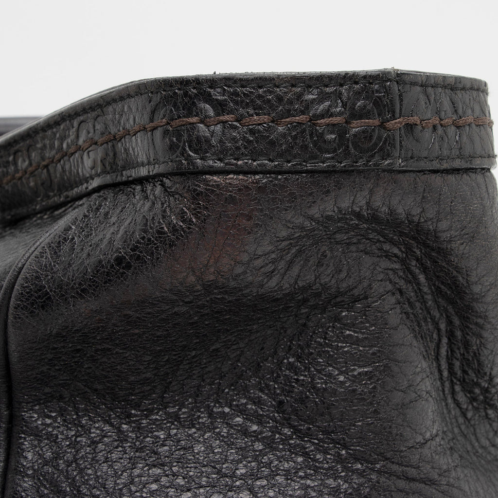Gucci Leather Signoria Medium Tote (SHF-i1L2KK)
