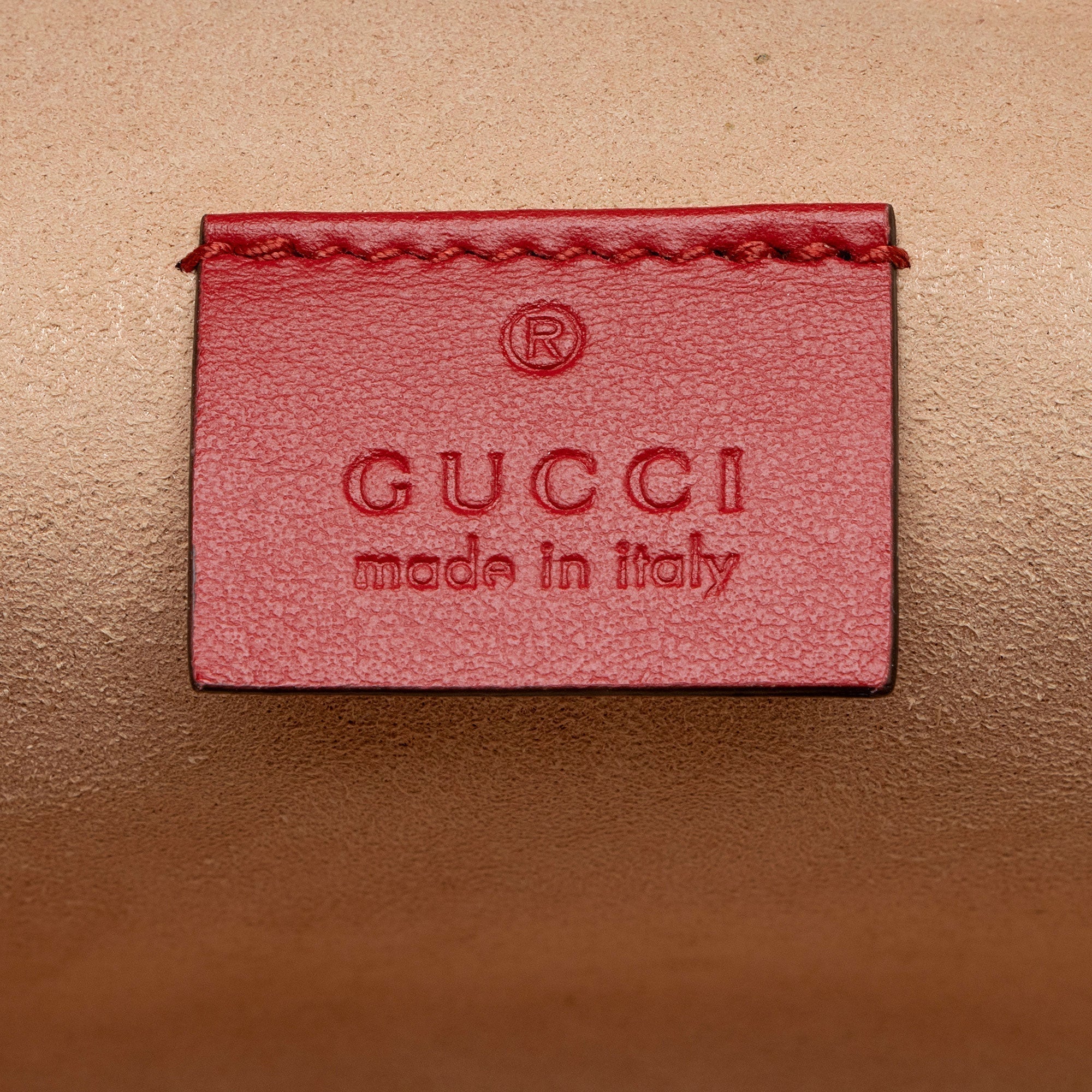 Gucci Matelasse Leather GG Marmont Round Mini Backpack (SHF-I7EvuE)