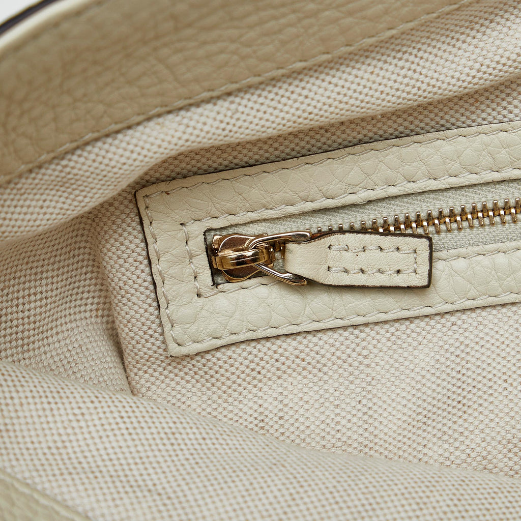 Gucci Medium Raffia Bamboo Shopper Tote (SHG-Po0R3i)