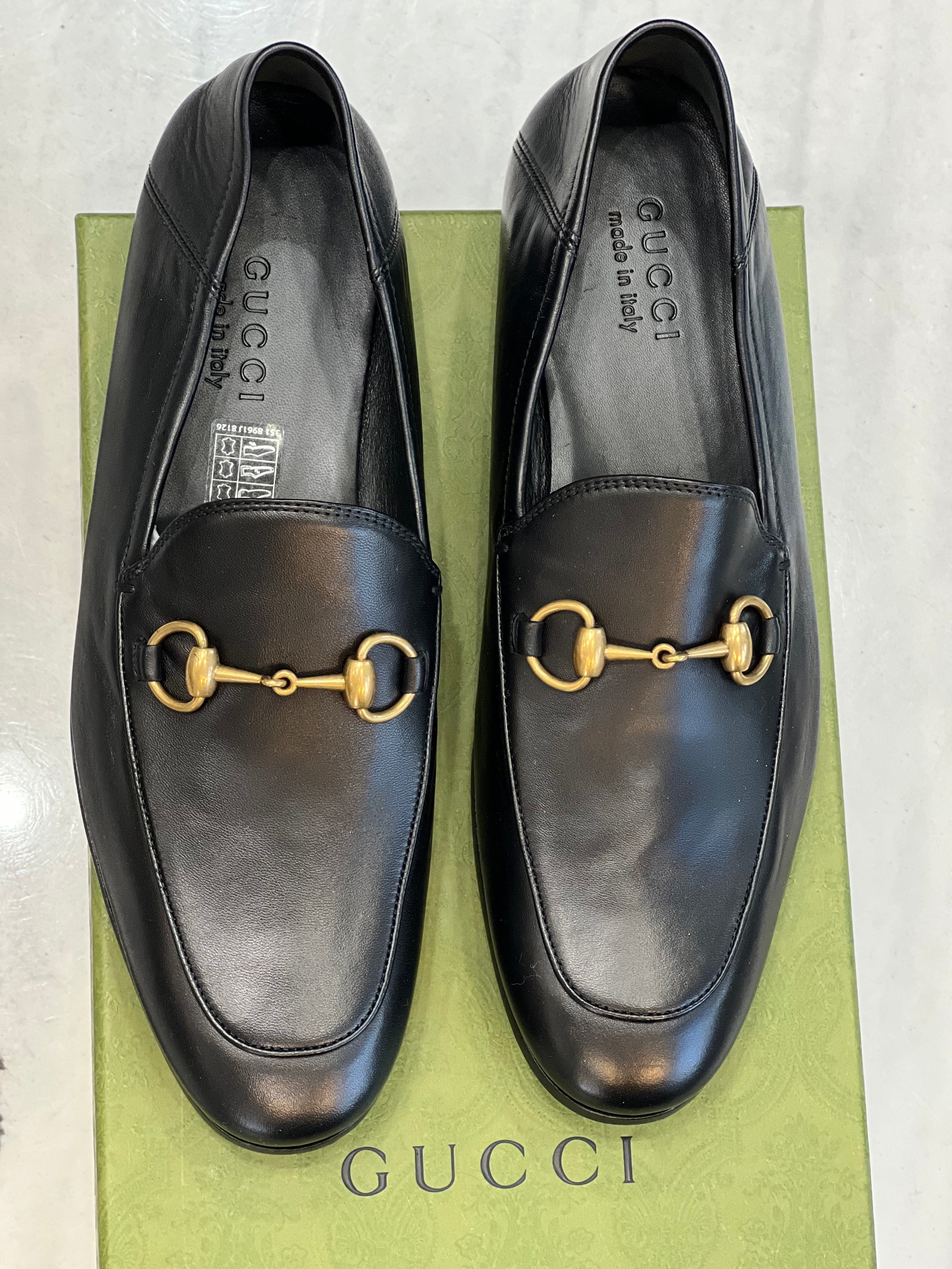 GUCCI MEN'S BRIXTON LEATHER APRON TOE ANGELLO LOAFERS