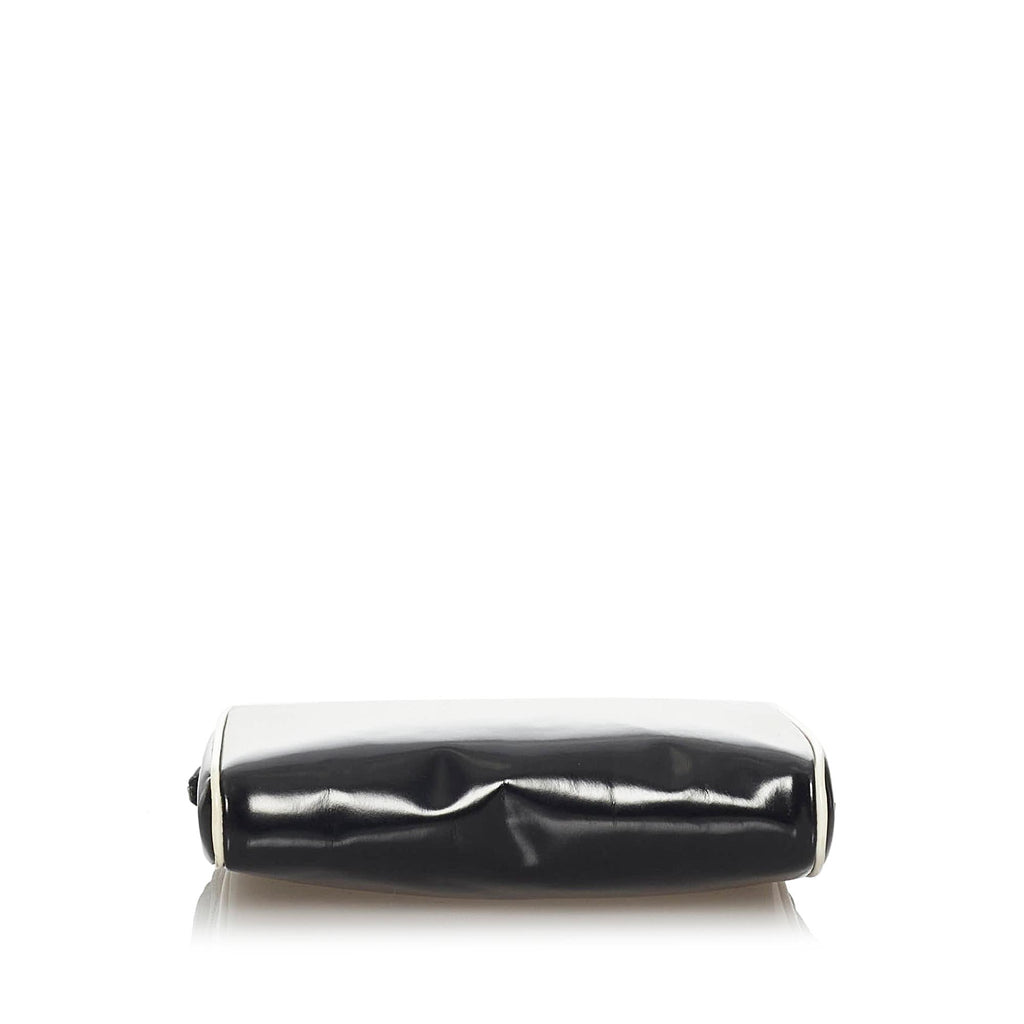 Gucci Patent Leather Handbag (SHG-37229)