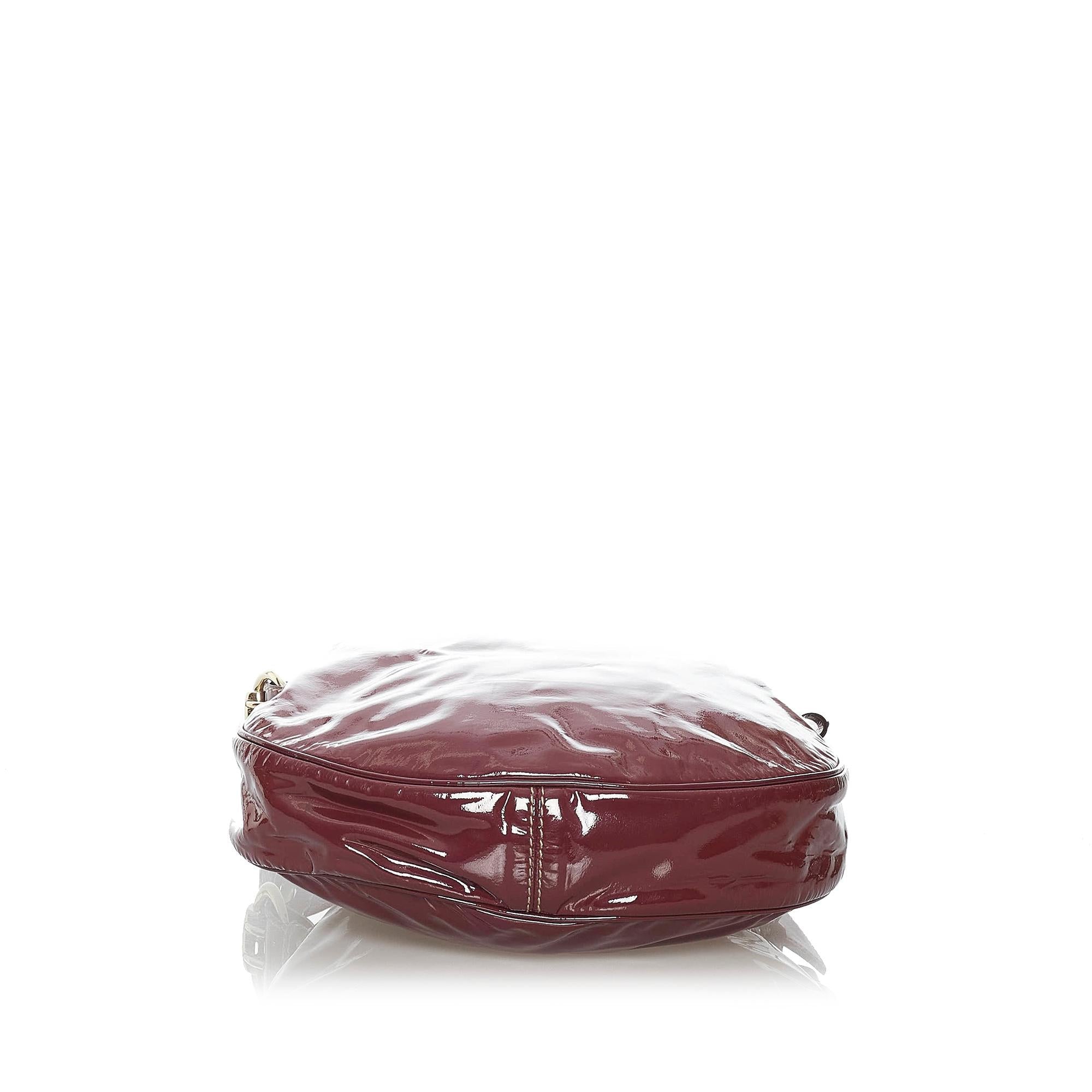Gucci Patent Leather Shoulder Bag (SHG-30214)