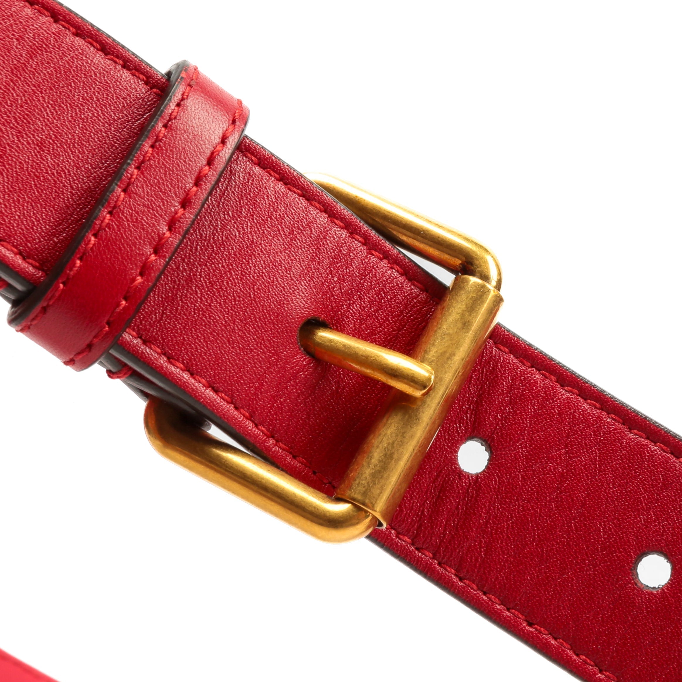 GUCCI GG Marmont Belt Bag - Red