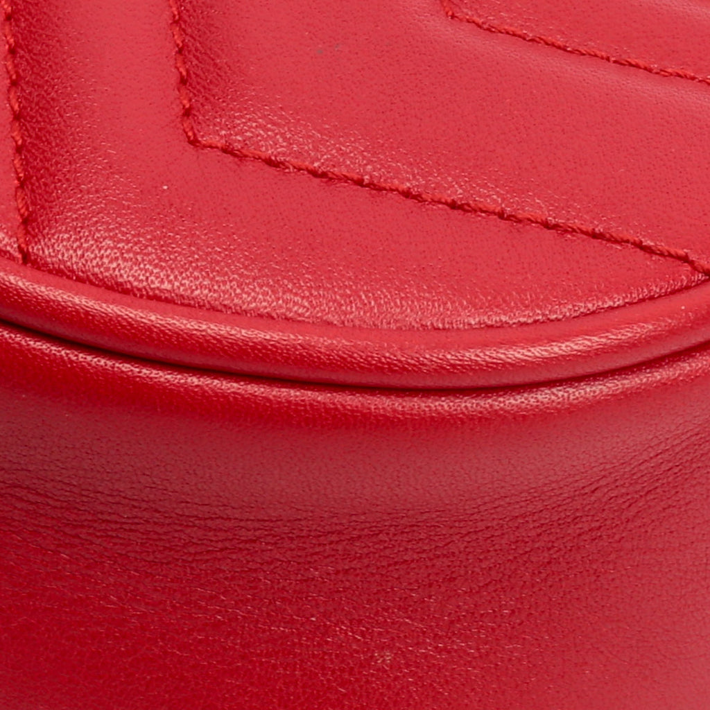 GUCCI GG Marmont Belt Bag - Red