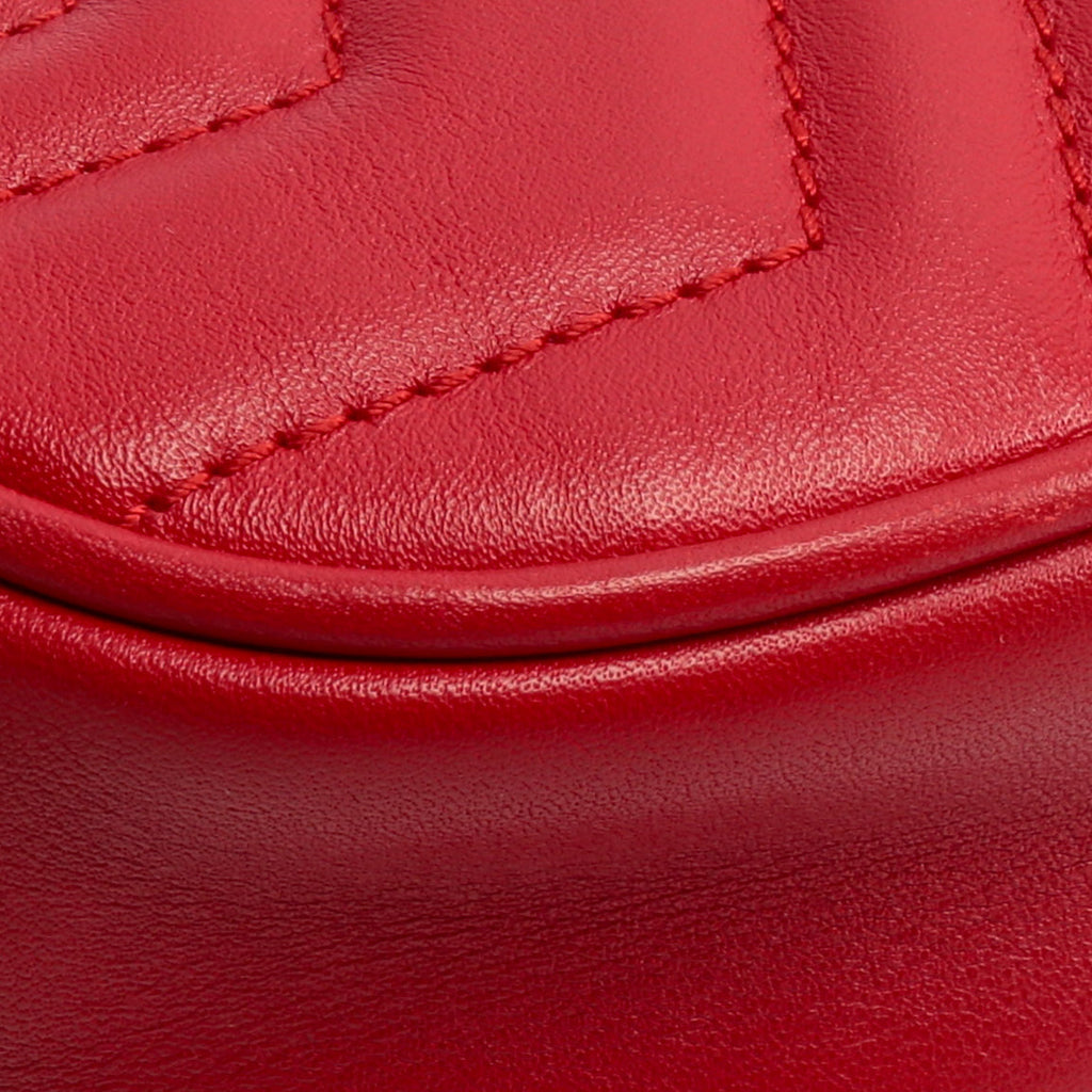 GUCCI GG Marmont Belt Bag - Red