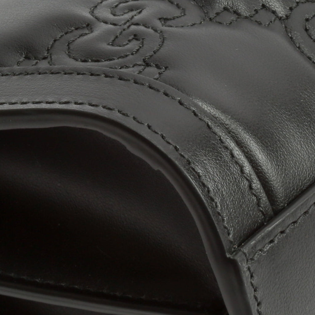 GUCCI GG Matelassé Small Clutch On Chain-Black