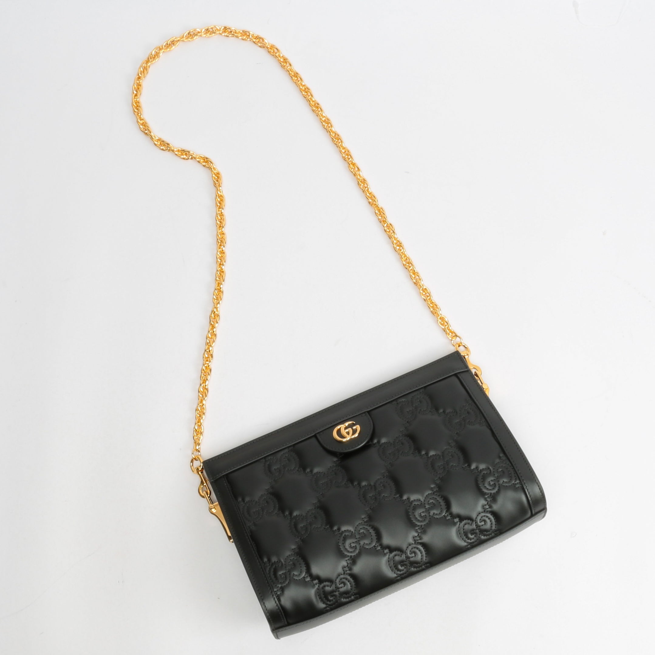 GUCCI GG Matelassé Small Clutch On Chain-Black
