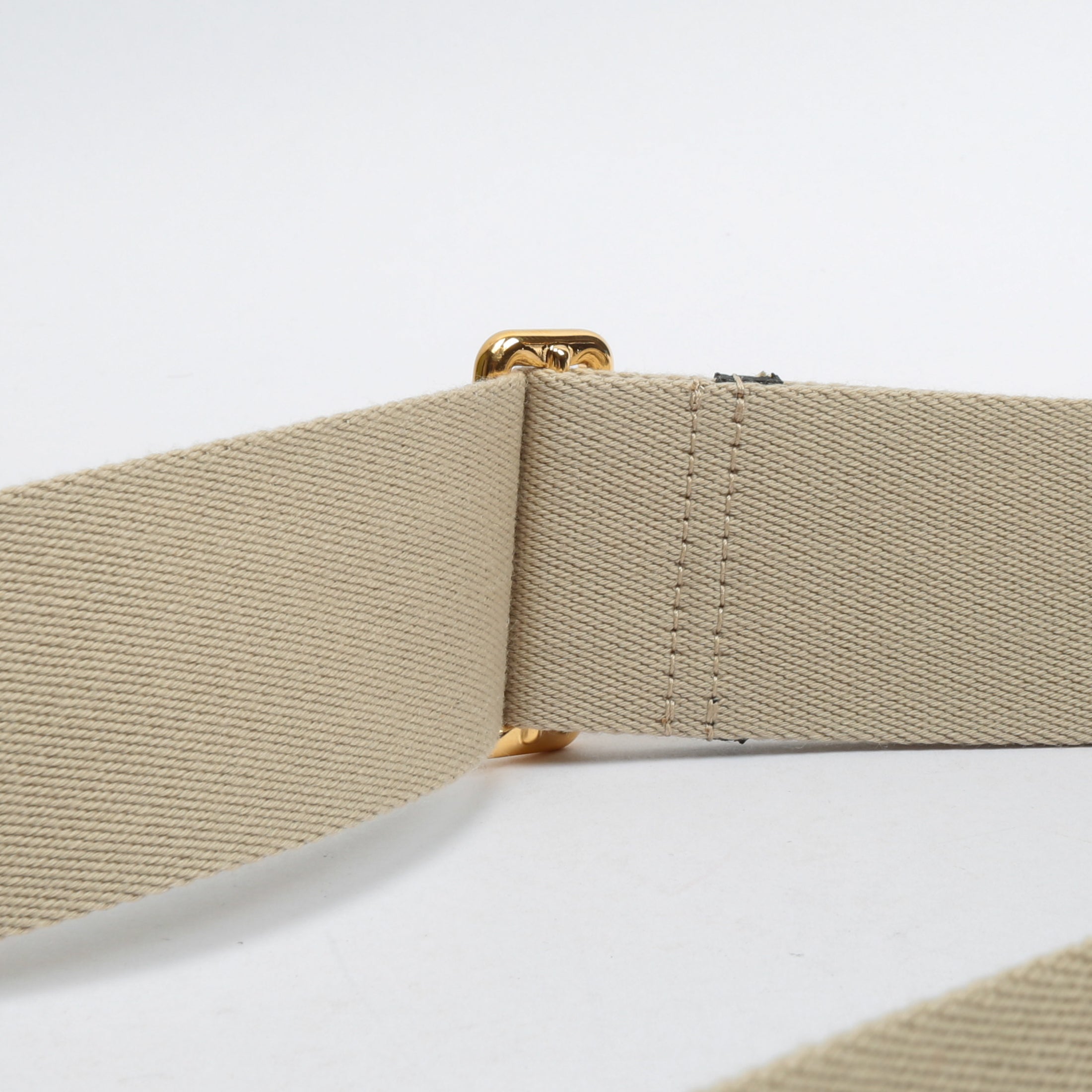 GUCCI GG Matelassé Small Clutch On Chain-Black