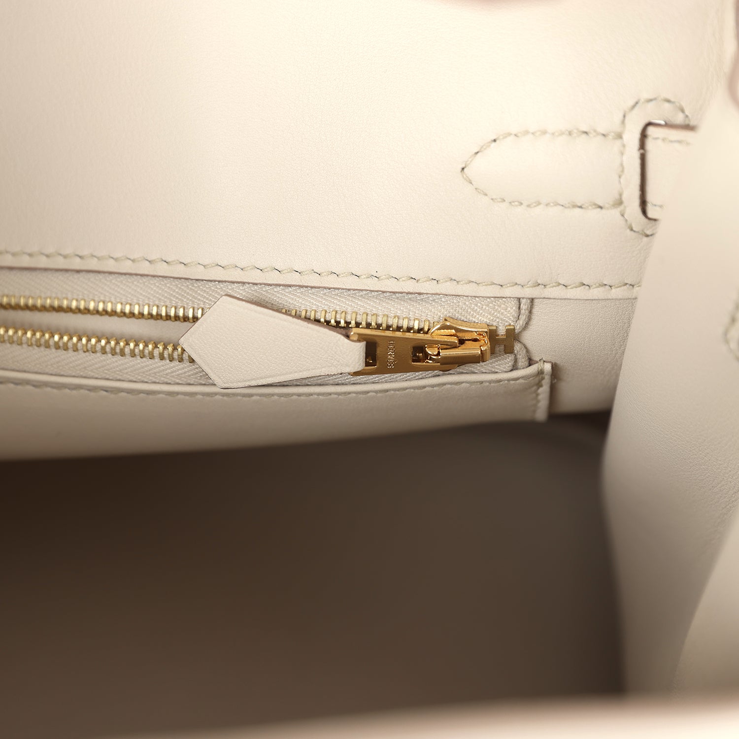 Hermes Birkin 25 Beton Swift Gold Hardware
