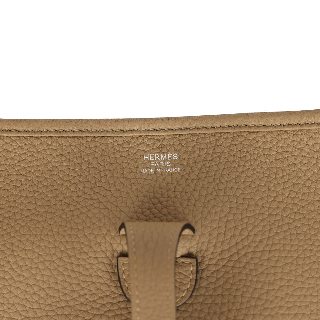 Hermes Evelyne III PM Poussiere Clemence Palladium Hardware
