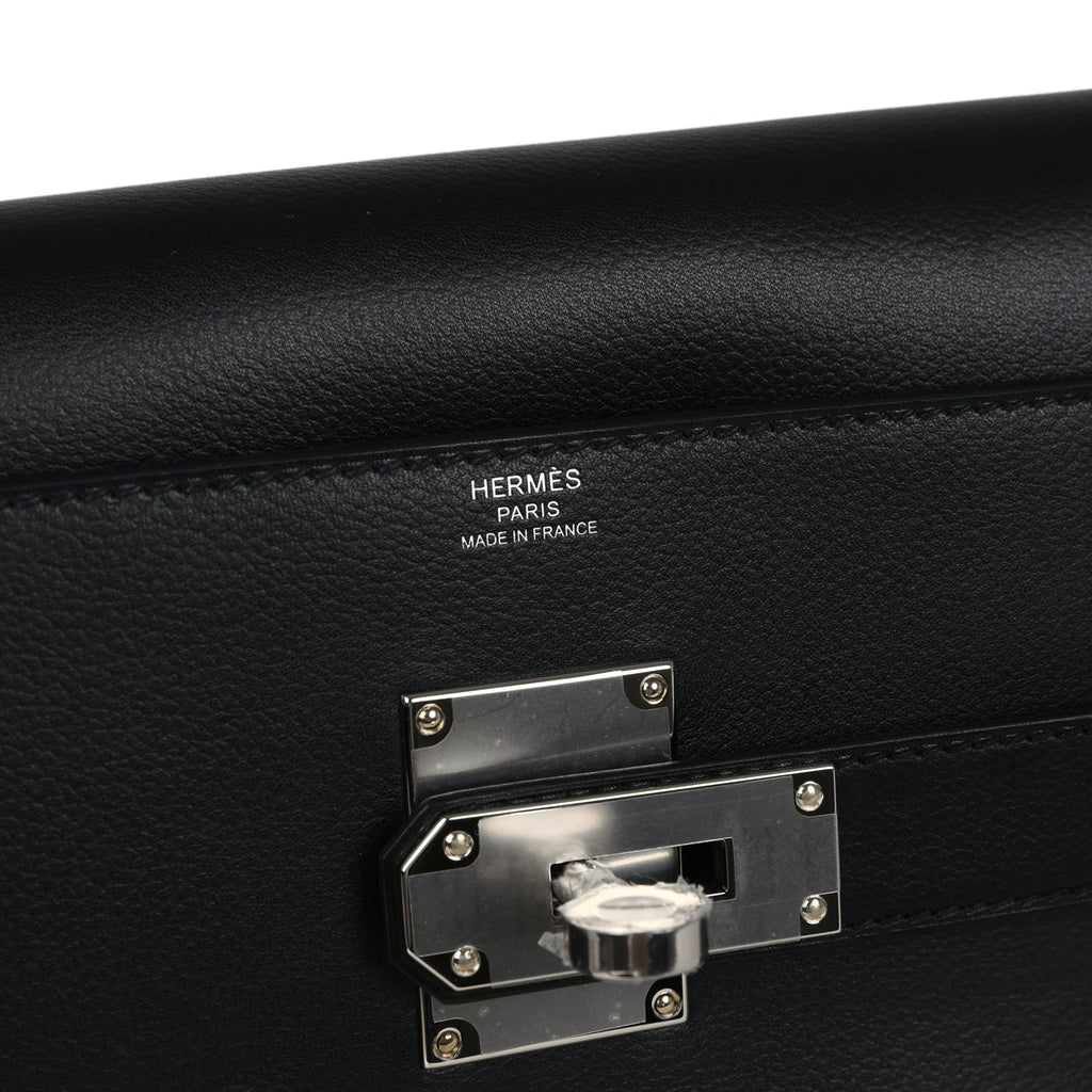 Hermes Kelly Messenger PM Black Evergrain Palladium Hardware