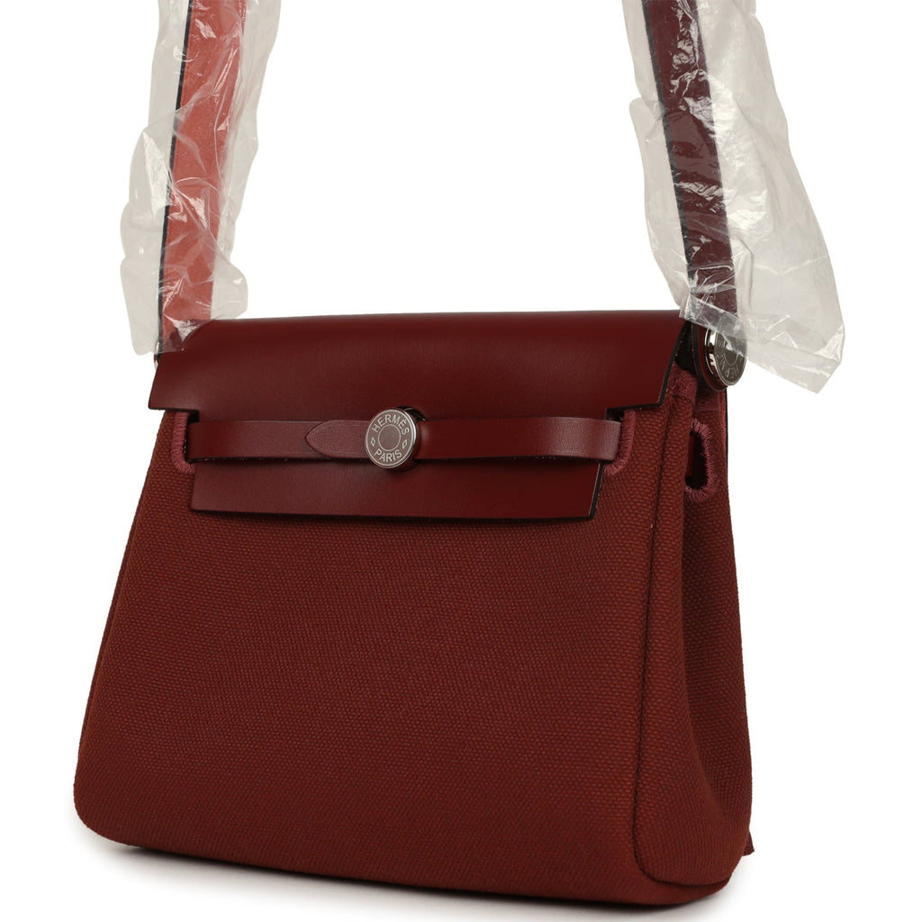 Hermes Herbag Zip 20 Mini Rouge H Toile Militaire Canvas and Vache Hunter Palladium Hardware