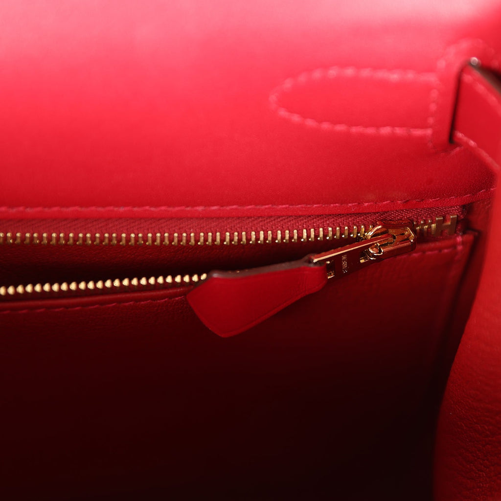 Pre-owned Hermes Kelly Sellier 28 Rouge Vif Tadelakt Gold Hardware