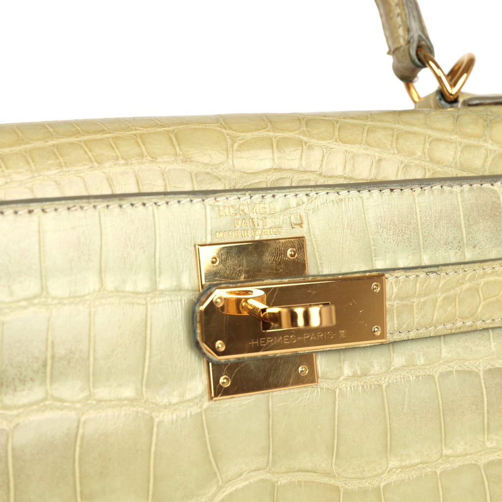 New Hermes Kelly Sellier 28 Vert Celadon Natura Shiny Alligator Gold Hardware