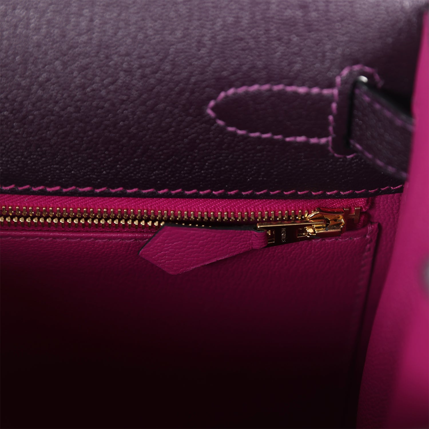 Pre-owned Hermes Special Order (HSS) Kelly Sellier 28 Raisin Verso Chevre Brushed Gold Hardware