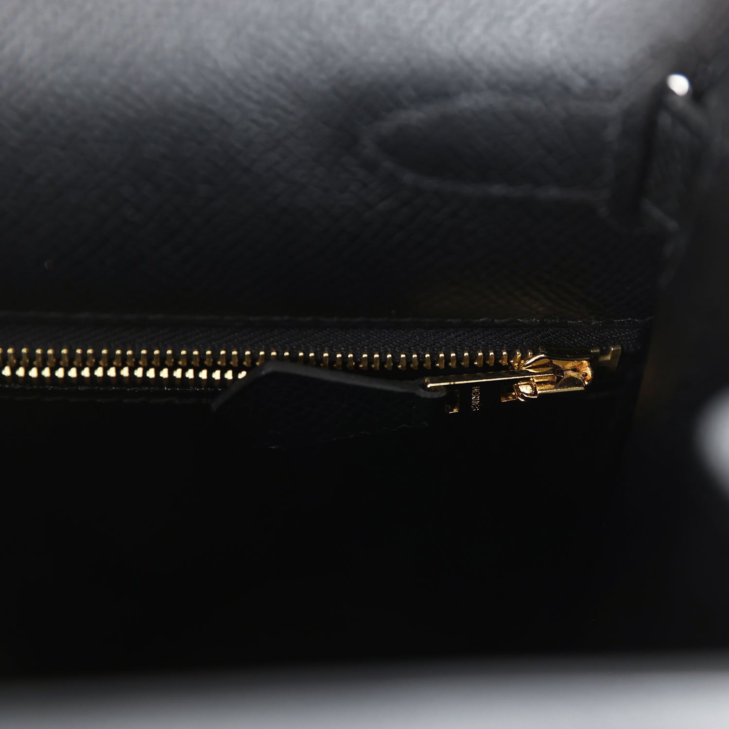Pre-owned Hermes Kelly Sellier 28 Black Epsom Gold Hardware