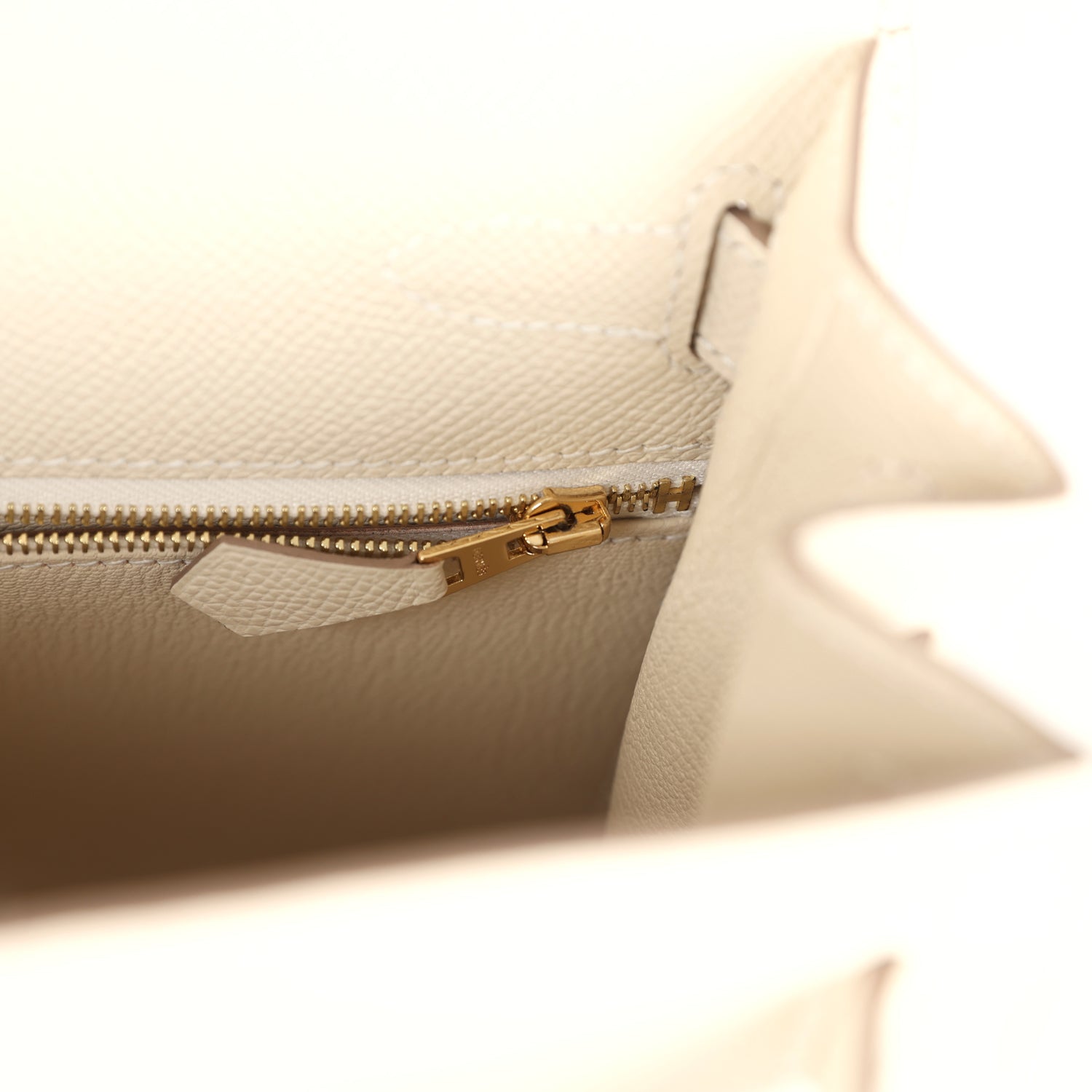 Hermes Kelly Sellier 28 Craie Epsom Gold Hardware